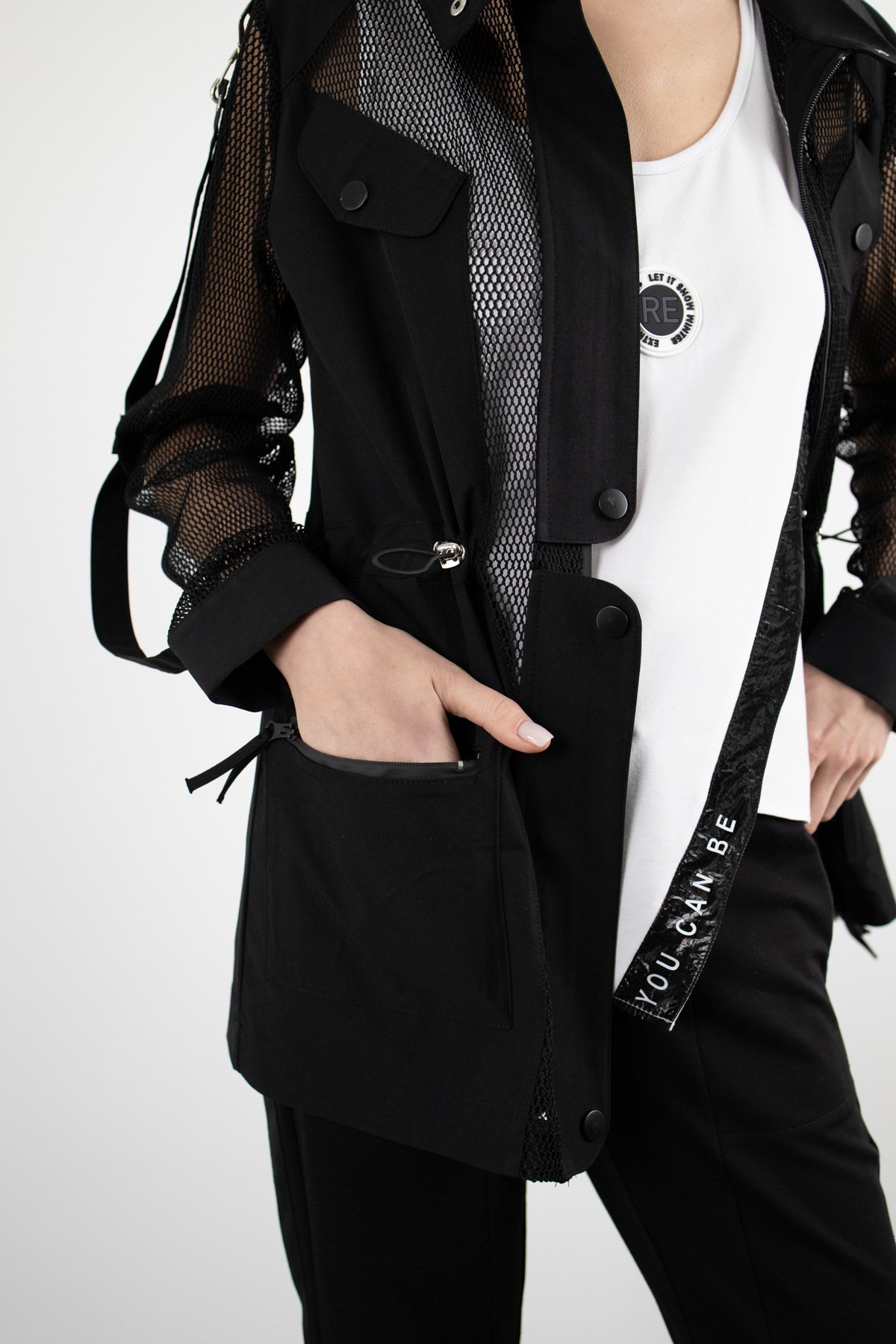 File Detaylı Beli Büzgülü Ceket