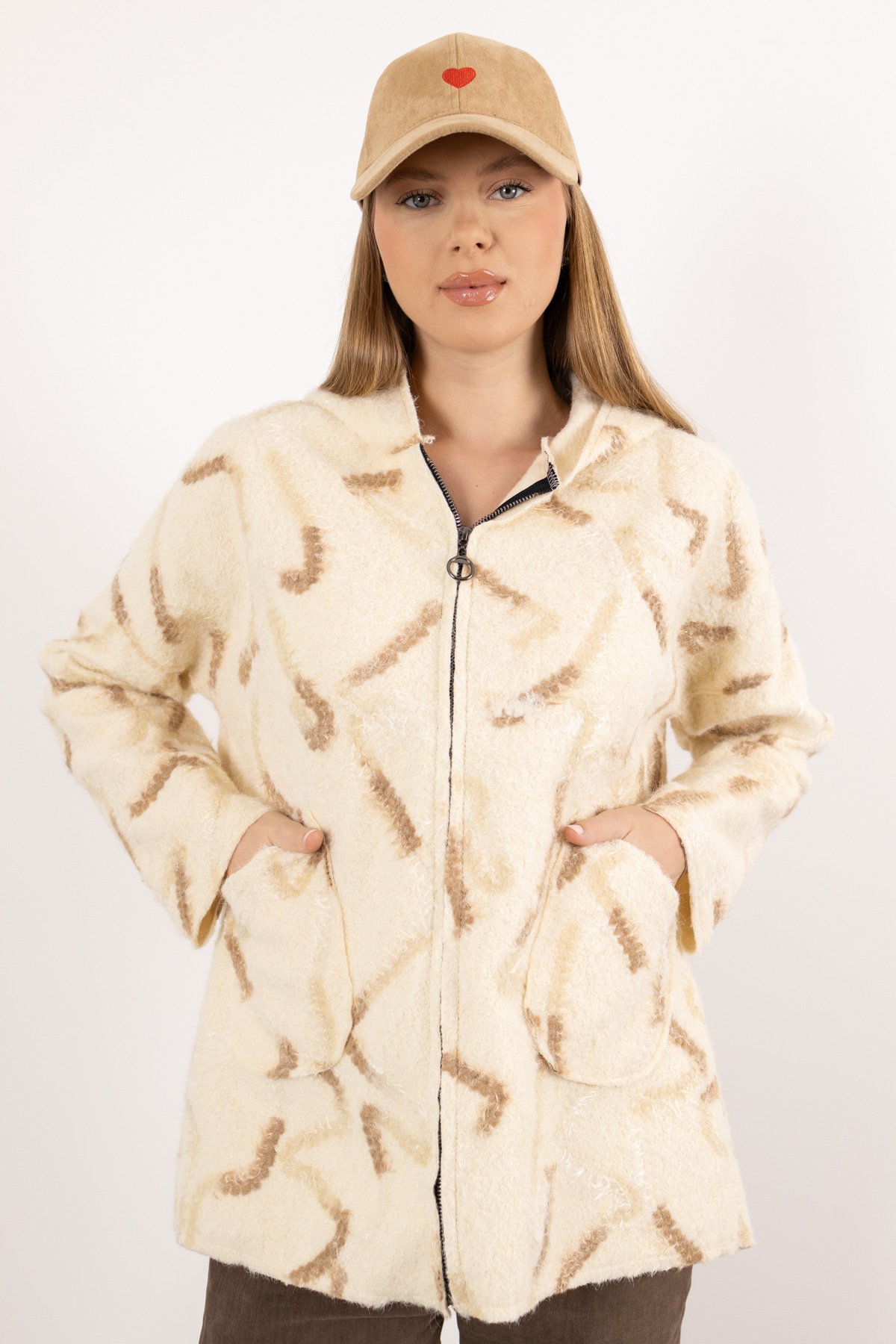 İki Renk Detaylı Kapüşonlu Buklet Mont