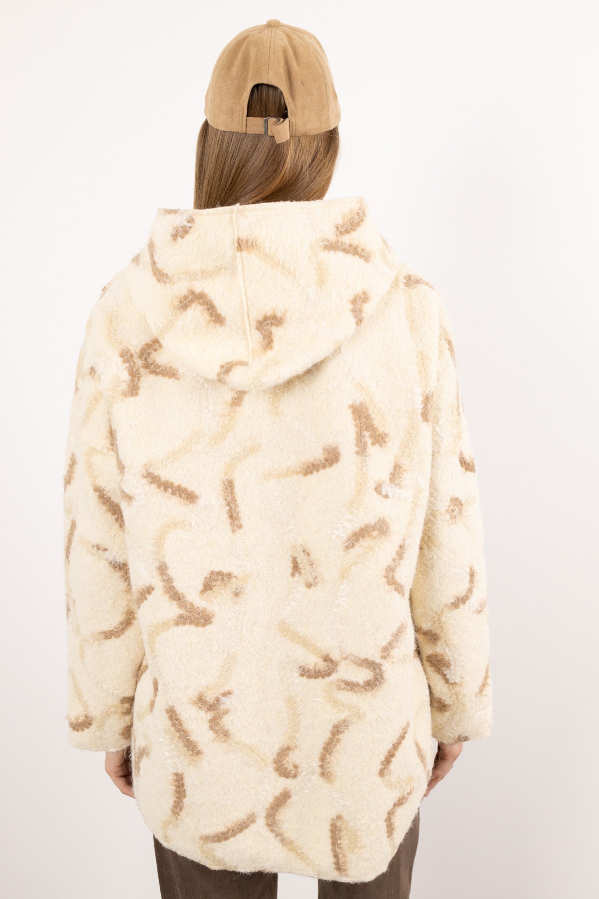 İki Renk Detaylı Kapüşonlu Buklet Mont