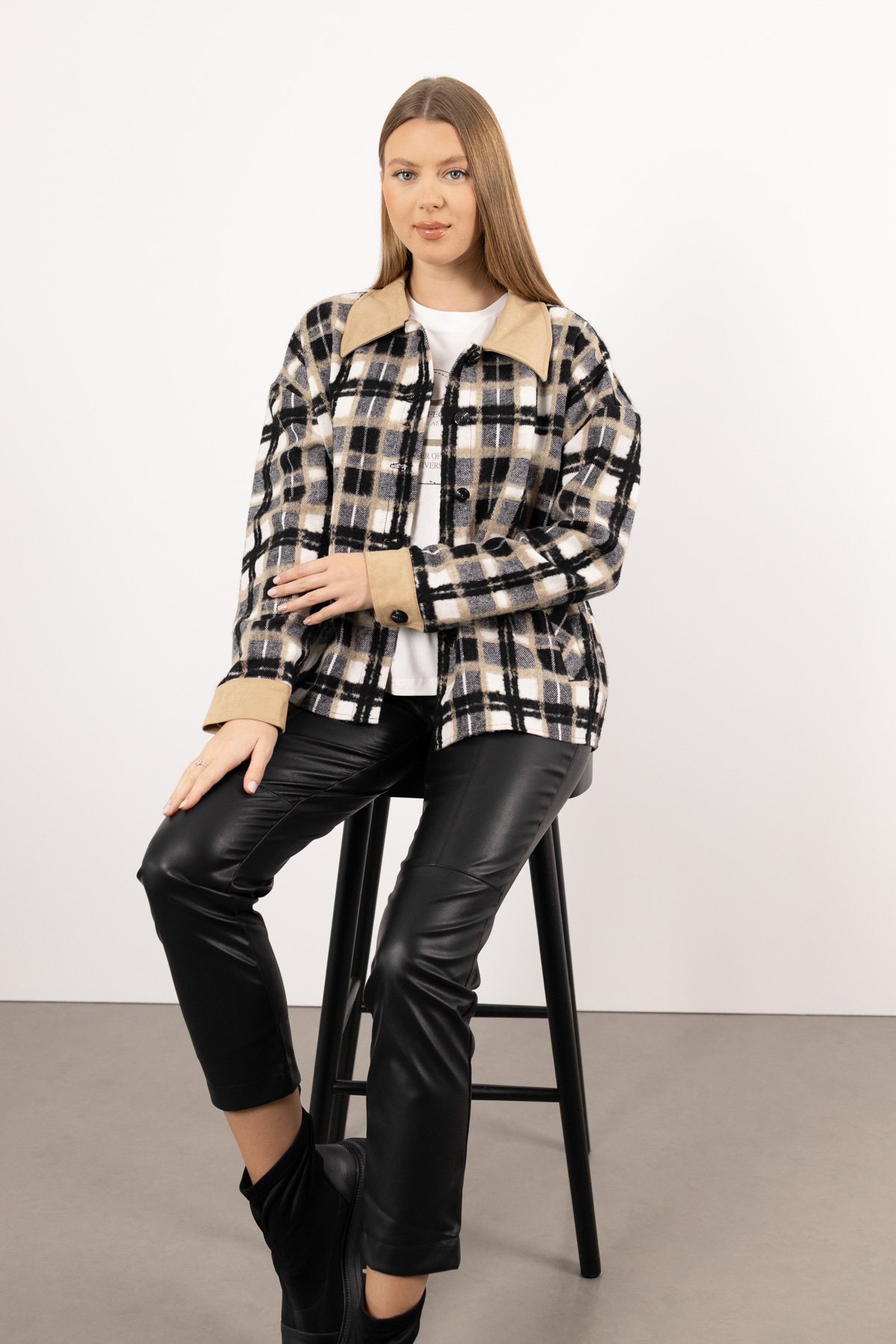 İki RenkLİ  İç Bluz Detaylı Oduncu Ceket