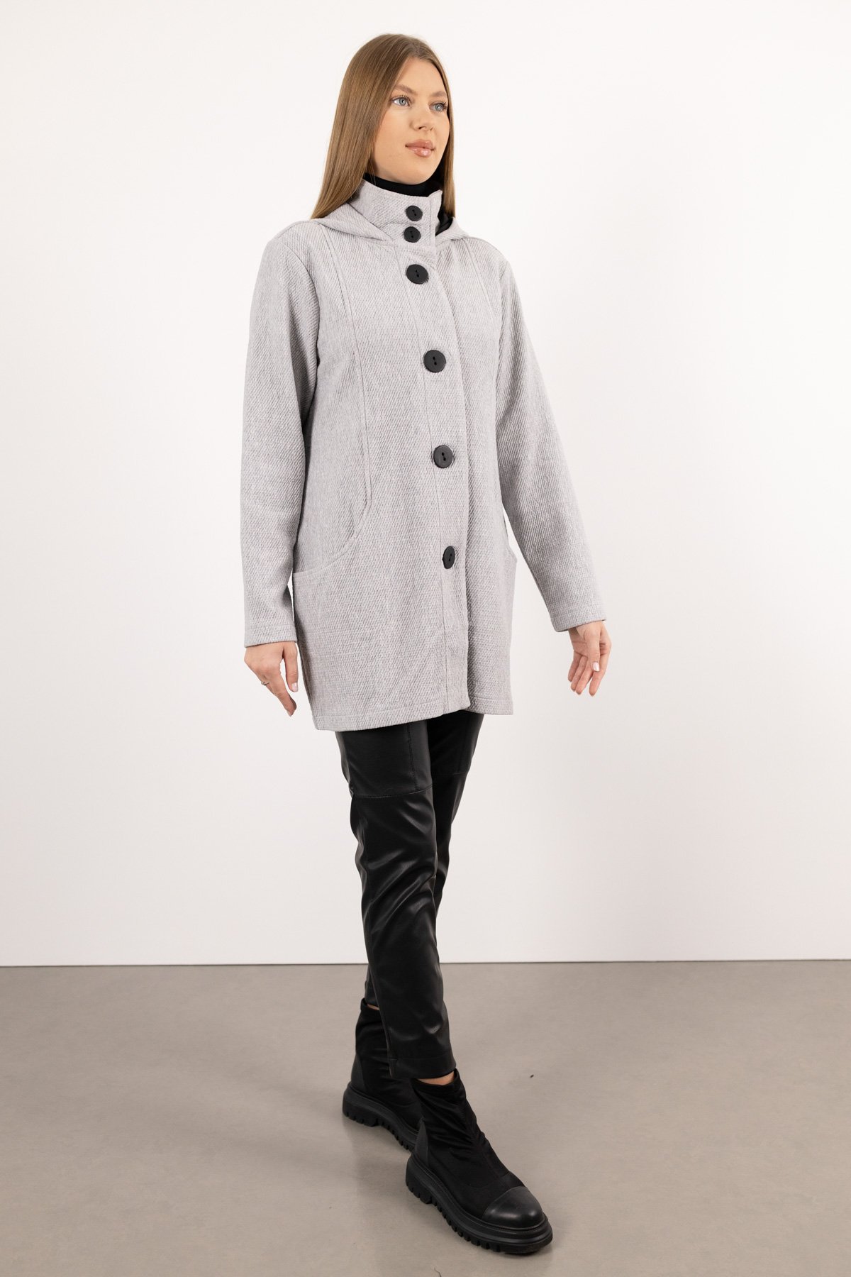 Kapüşon Detaylı Düğmeli Uzun Kollu Cepli Uzun Hırka