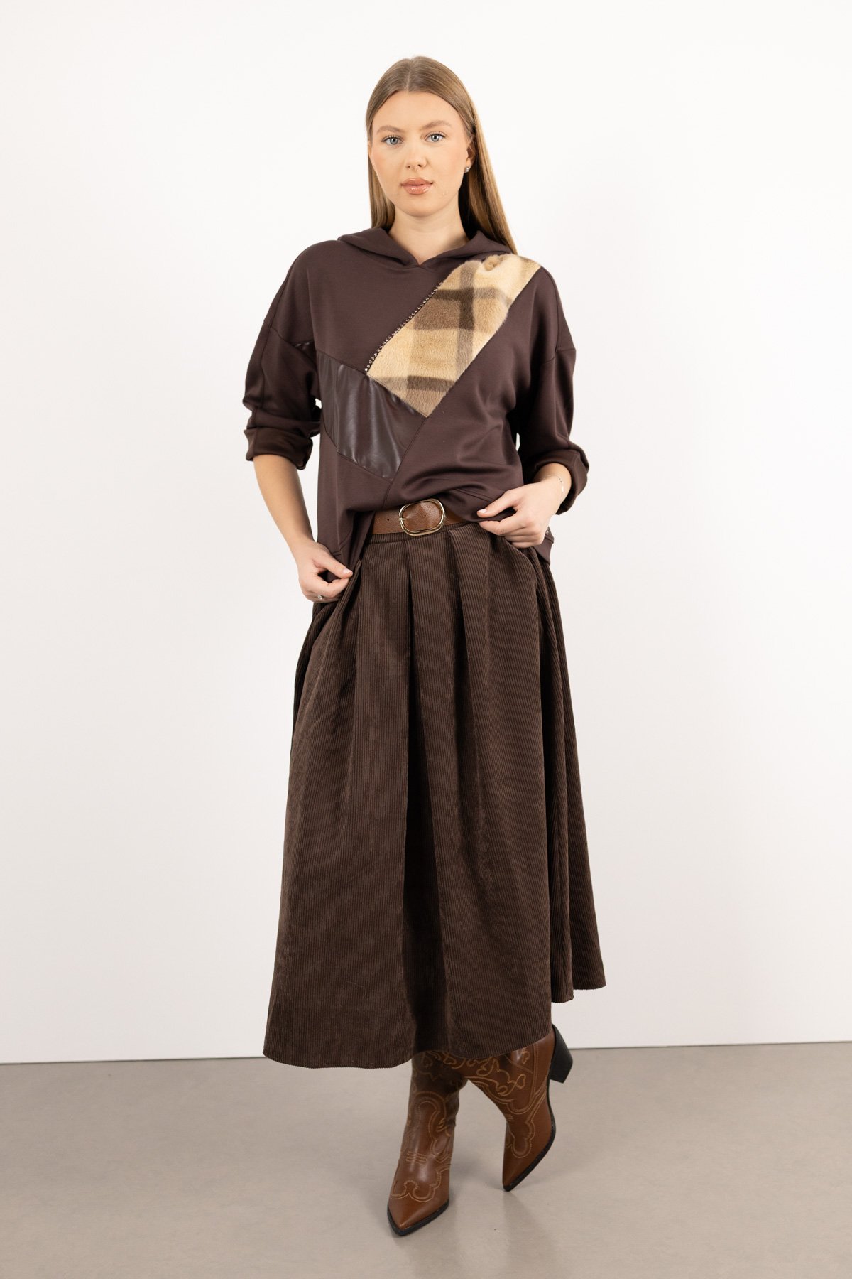 Kapüşon Detaylı Kürk Ve Deri Parçalı Taş Baskılı Bluz