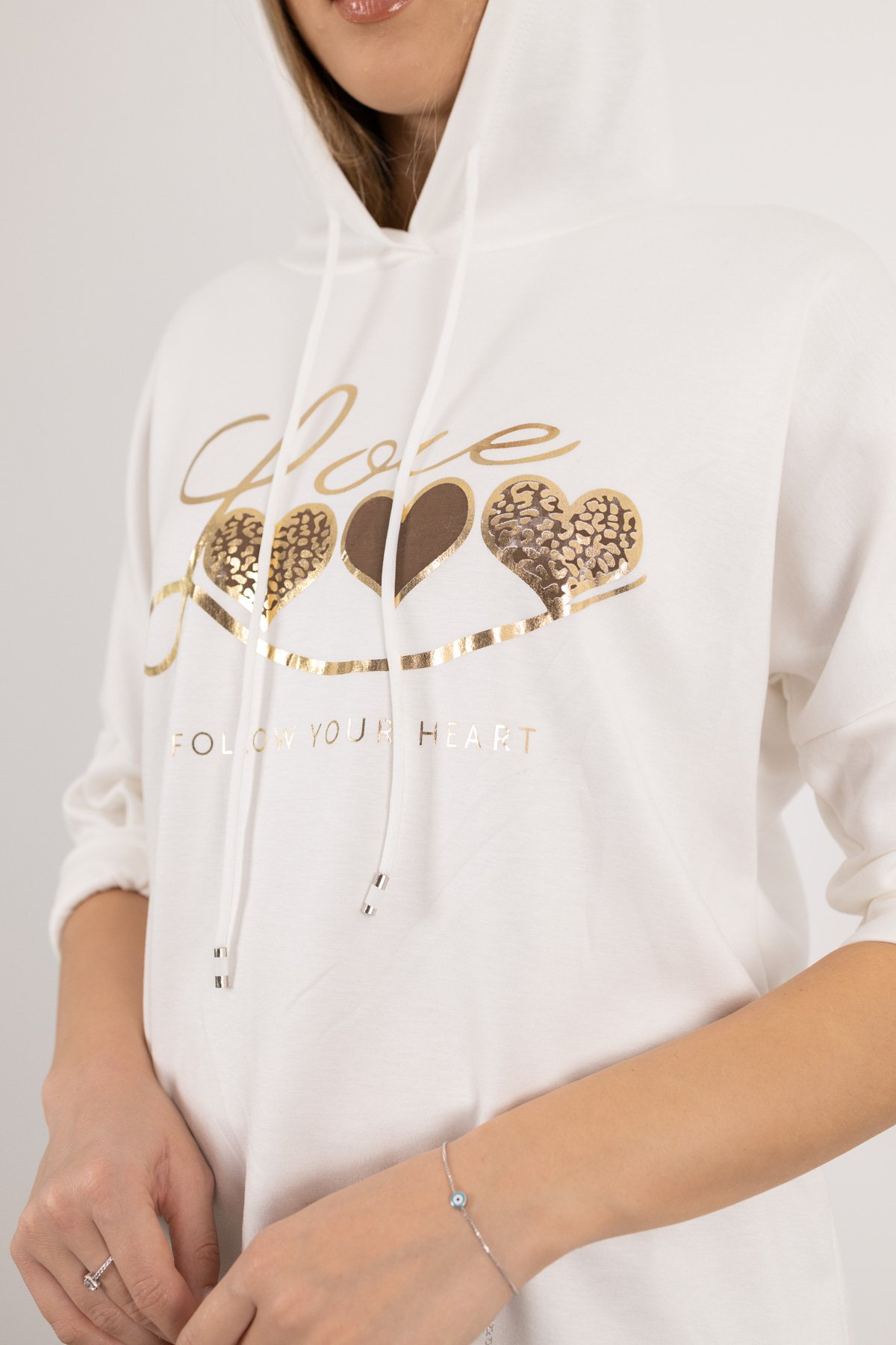 Kapüşon Detaylı Love Ve Kalp Baskılı Sweat