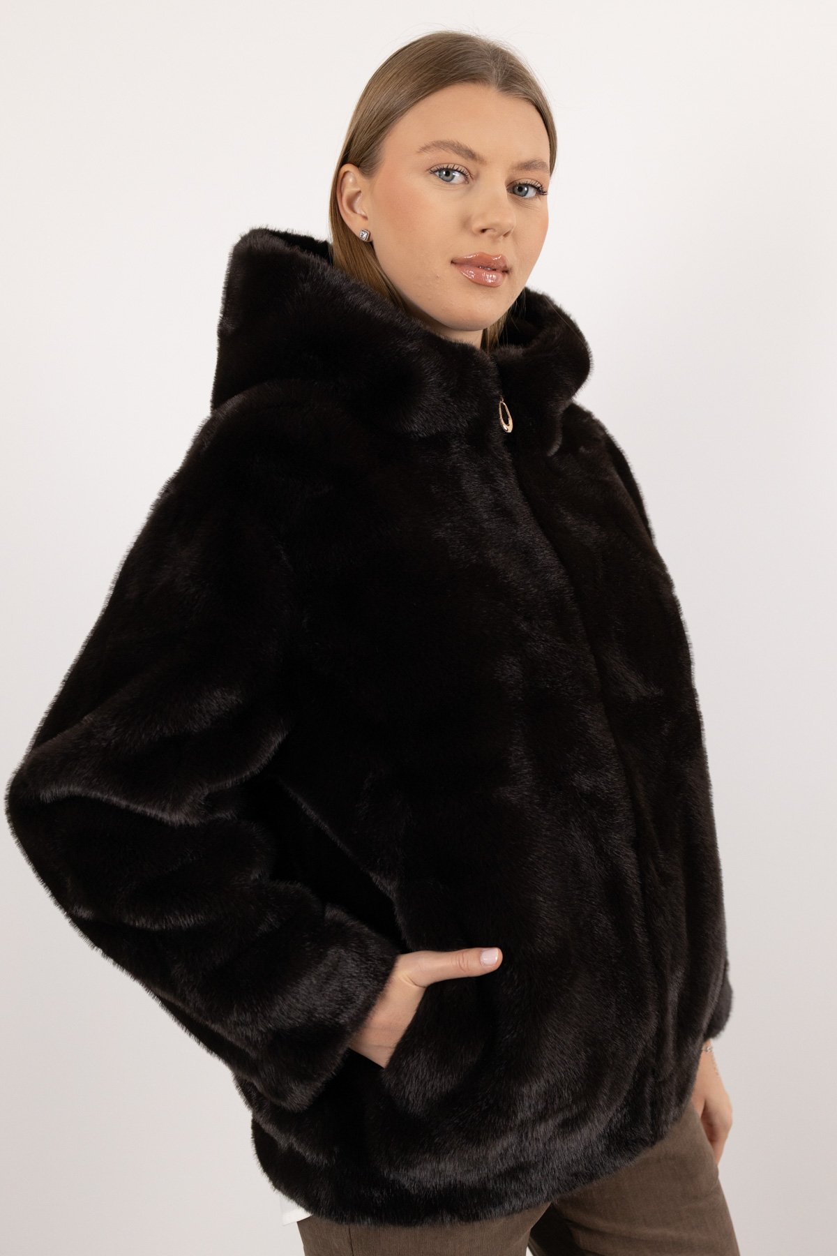 Kapüşonlu Peluş Mont