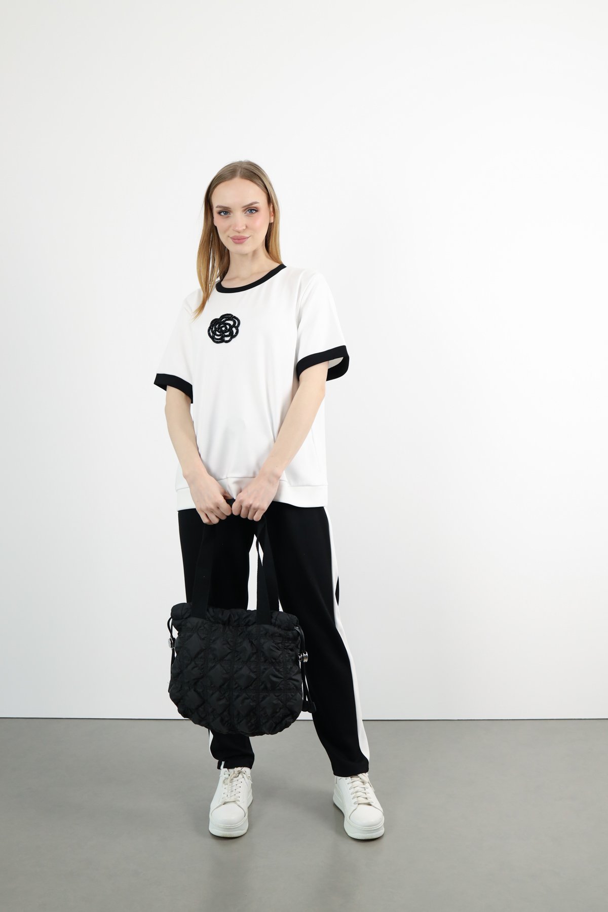 Kare Desenli Omuz Çantası