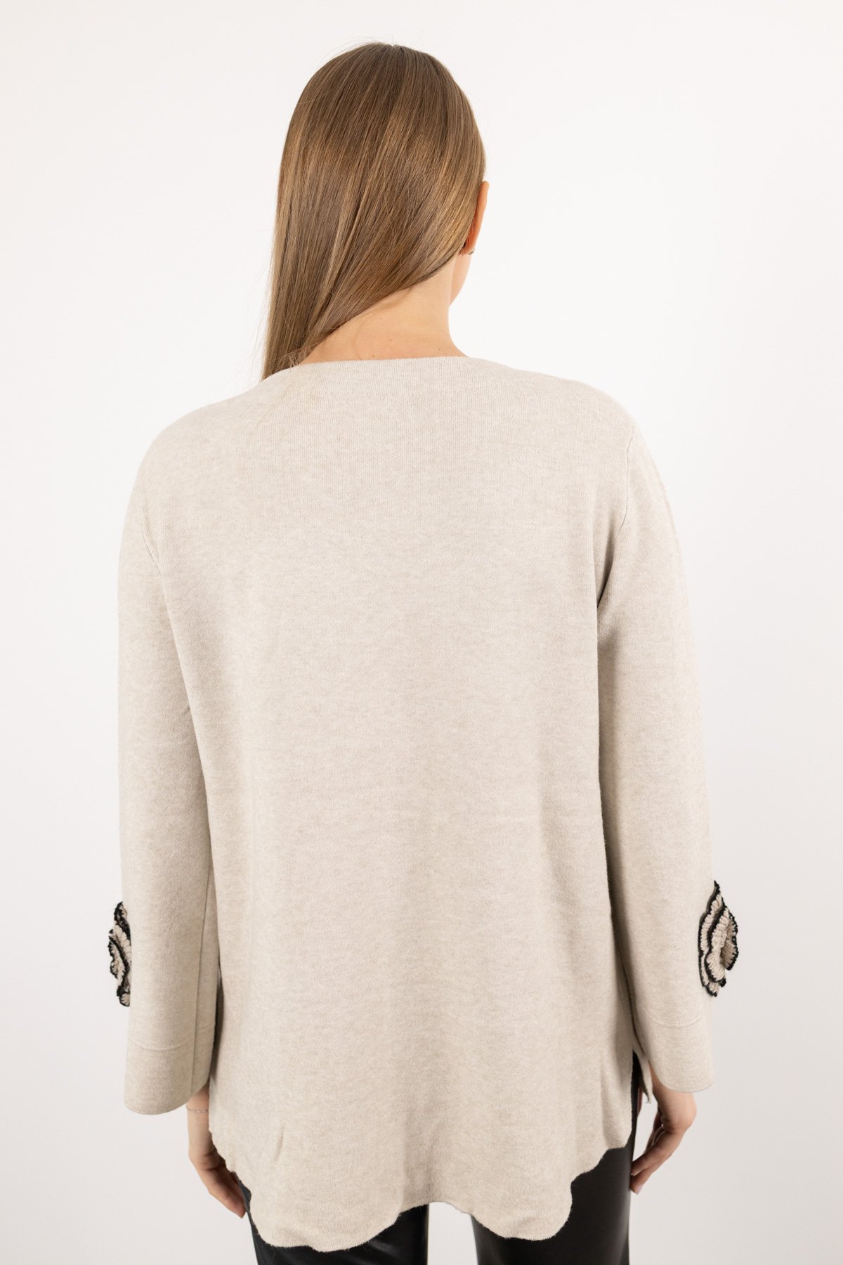 Kol Gül Desen Detaylı Triko