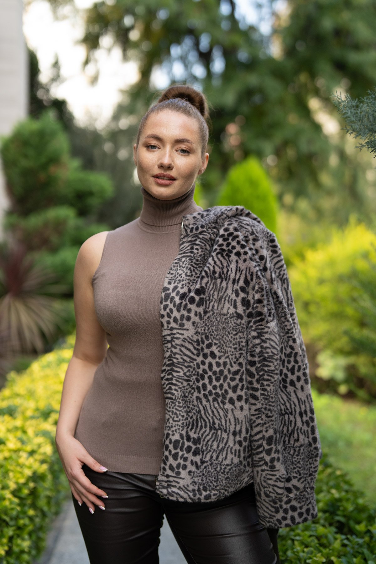 Kolsuz Balıkçı Yaka Triko