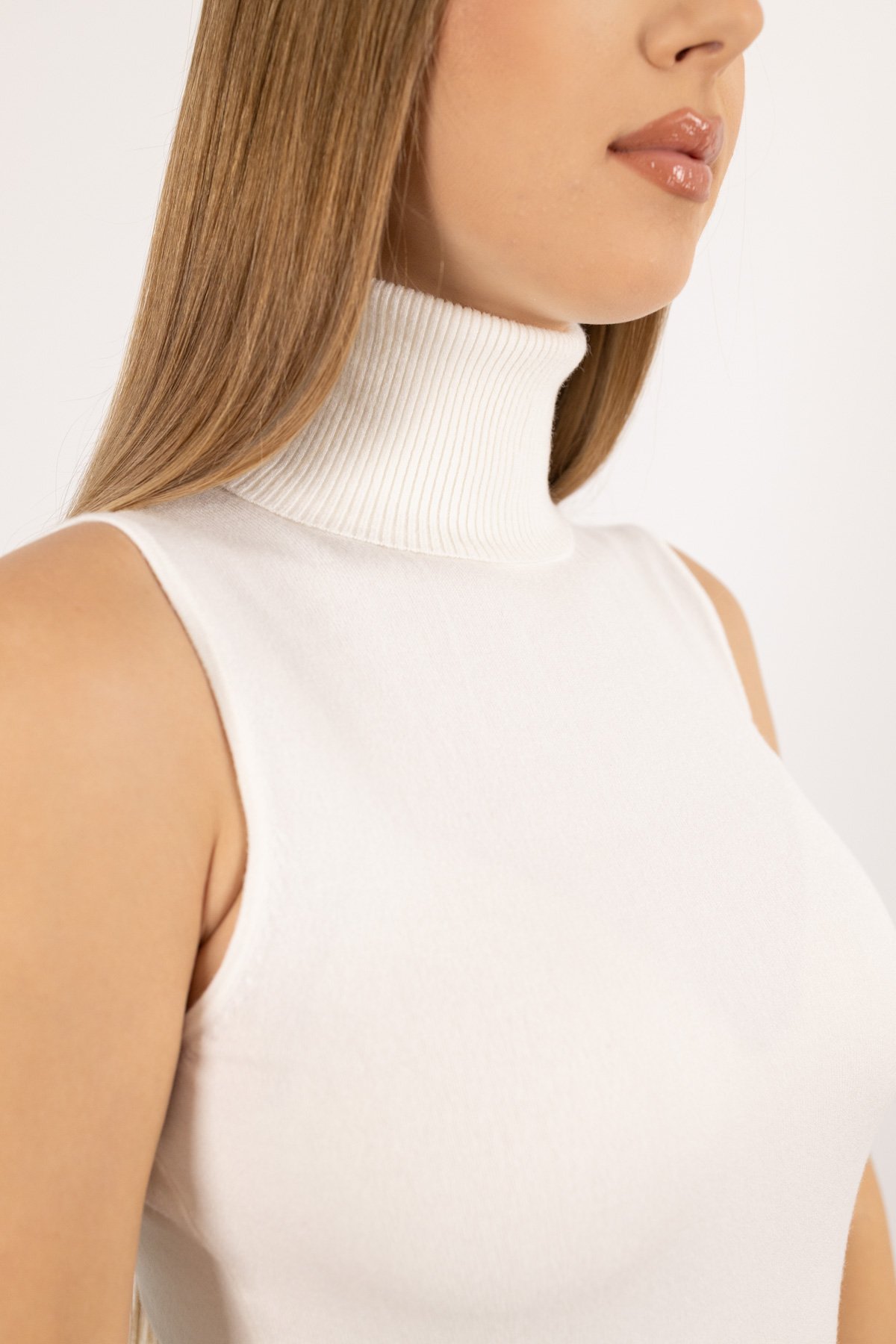 Kolsuz Balıkçı Yaka Triko