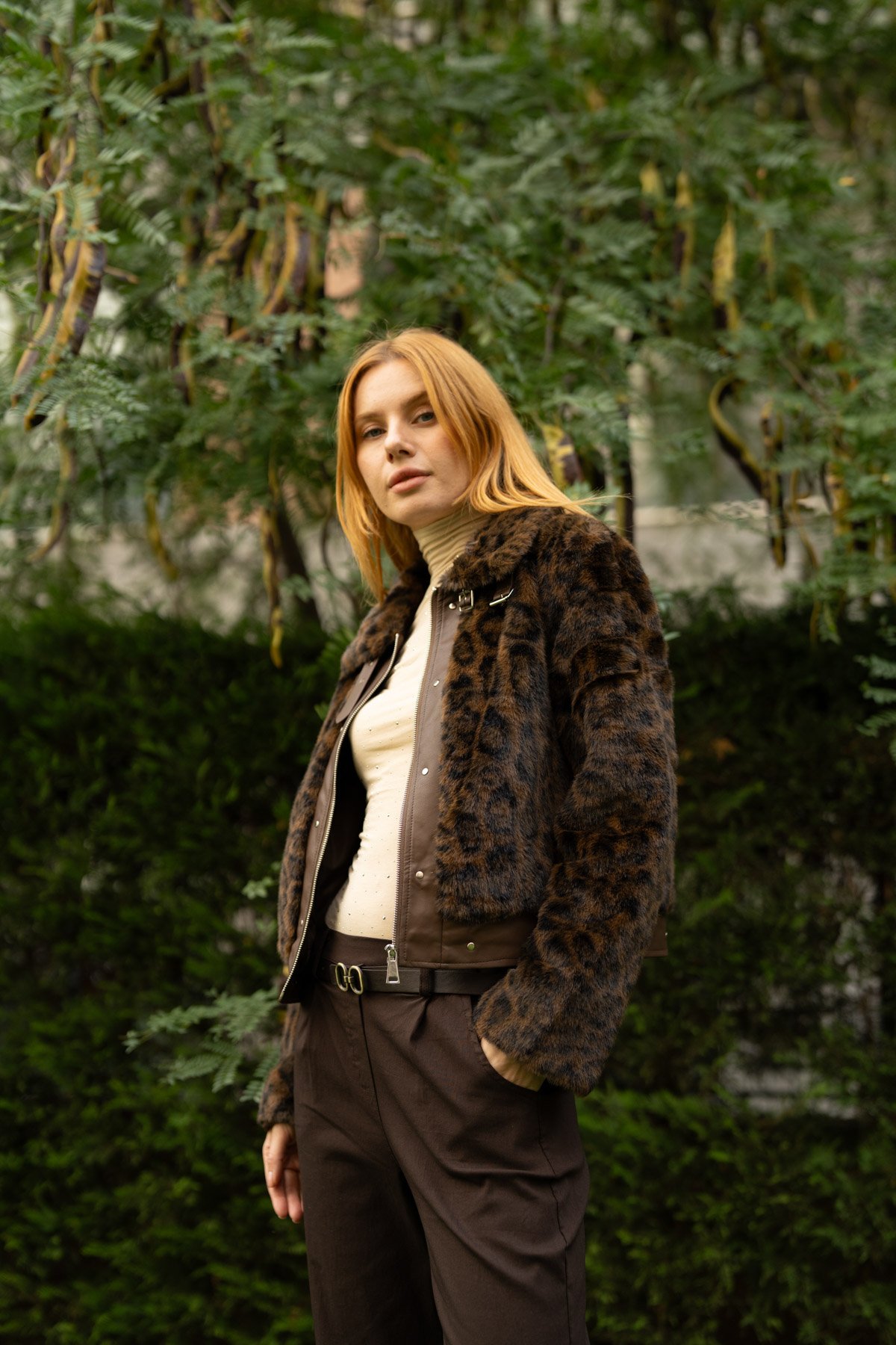 Leopar Desenli  Deri Fermuar Detaylı Pelüş Ceket