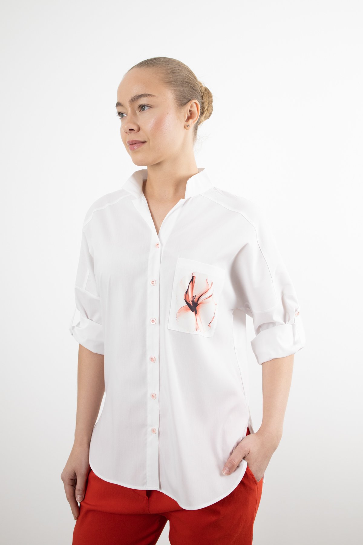 Ön Arka Kelebek İşleme Detay Gömlek