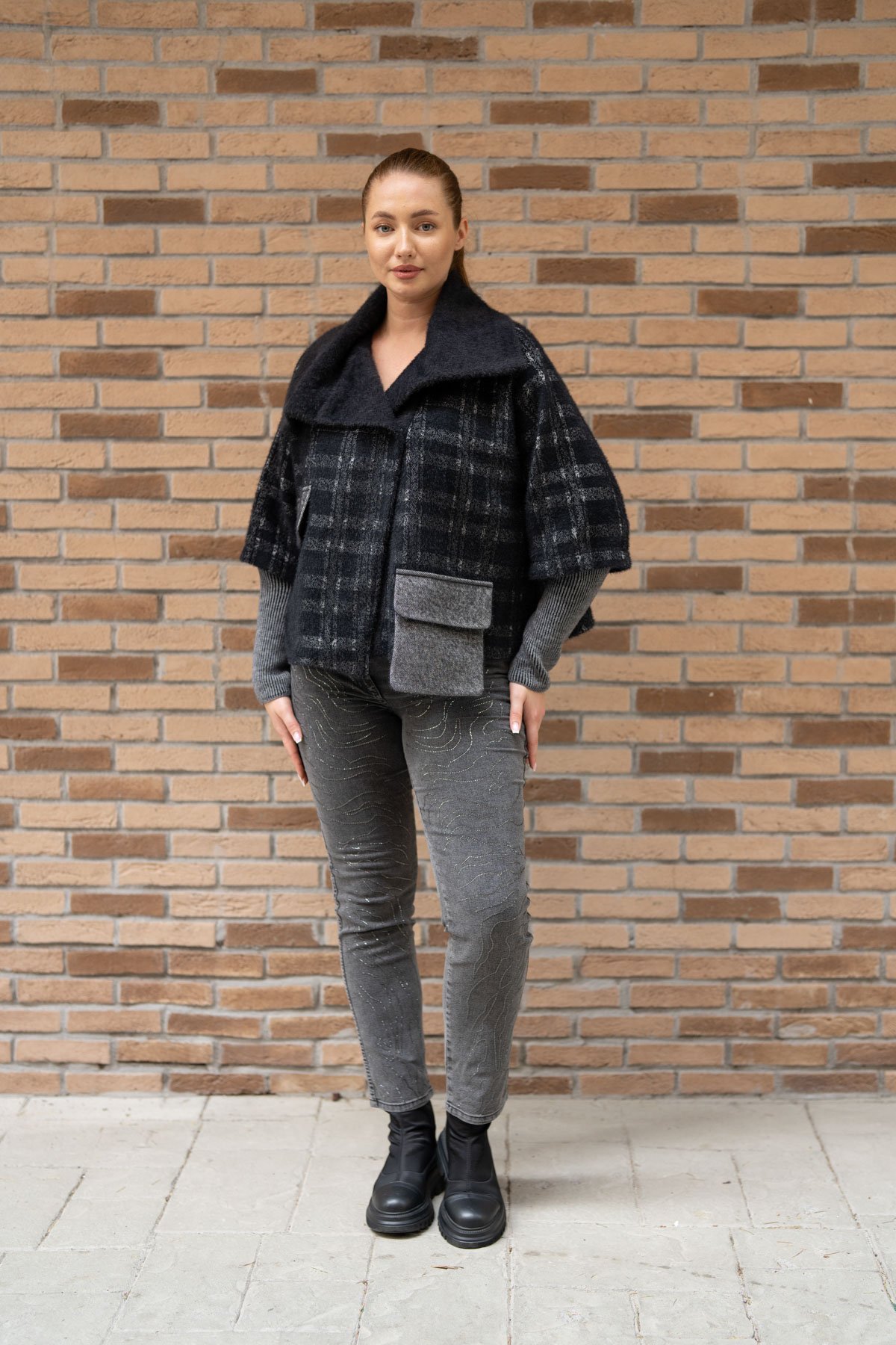 Önü Taşlı Pantolon