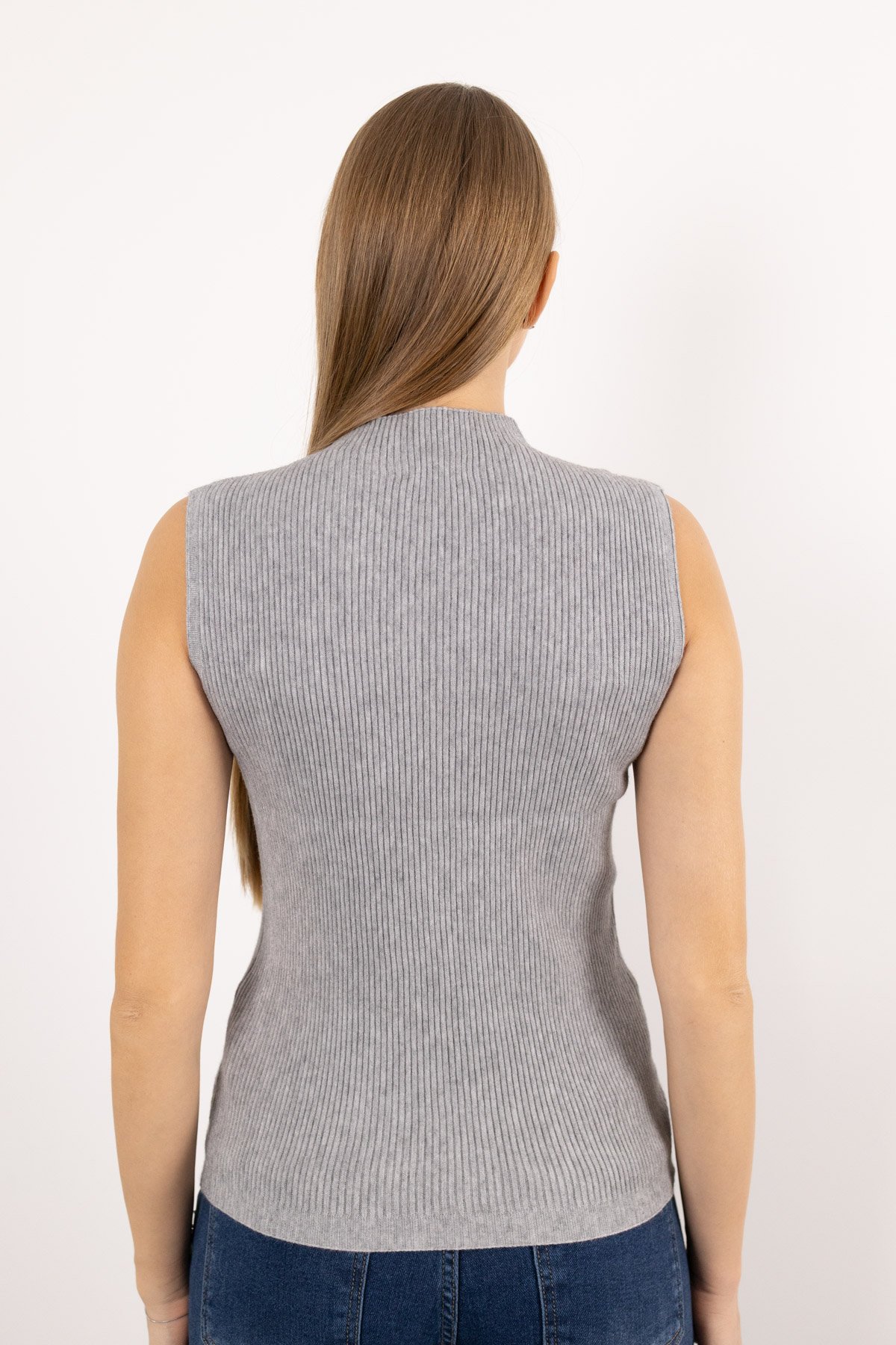 Su Yolu Taş İşleme Detay Kolsuz Triko