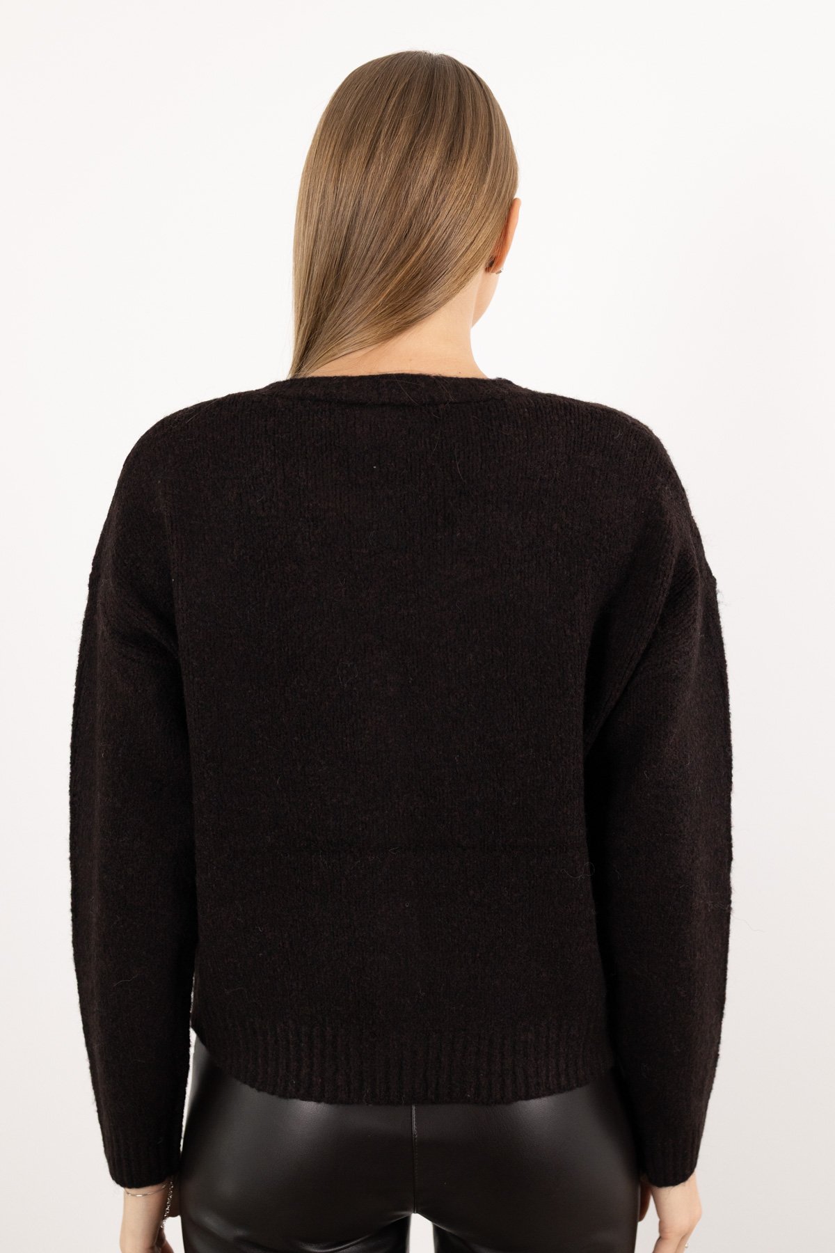 V Yaka Tüy Detaylı Taş İşlemeli Triko Hırka