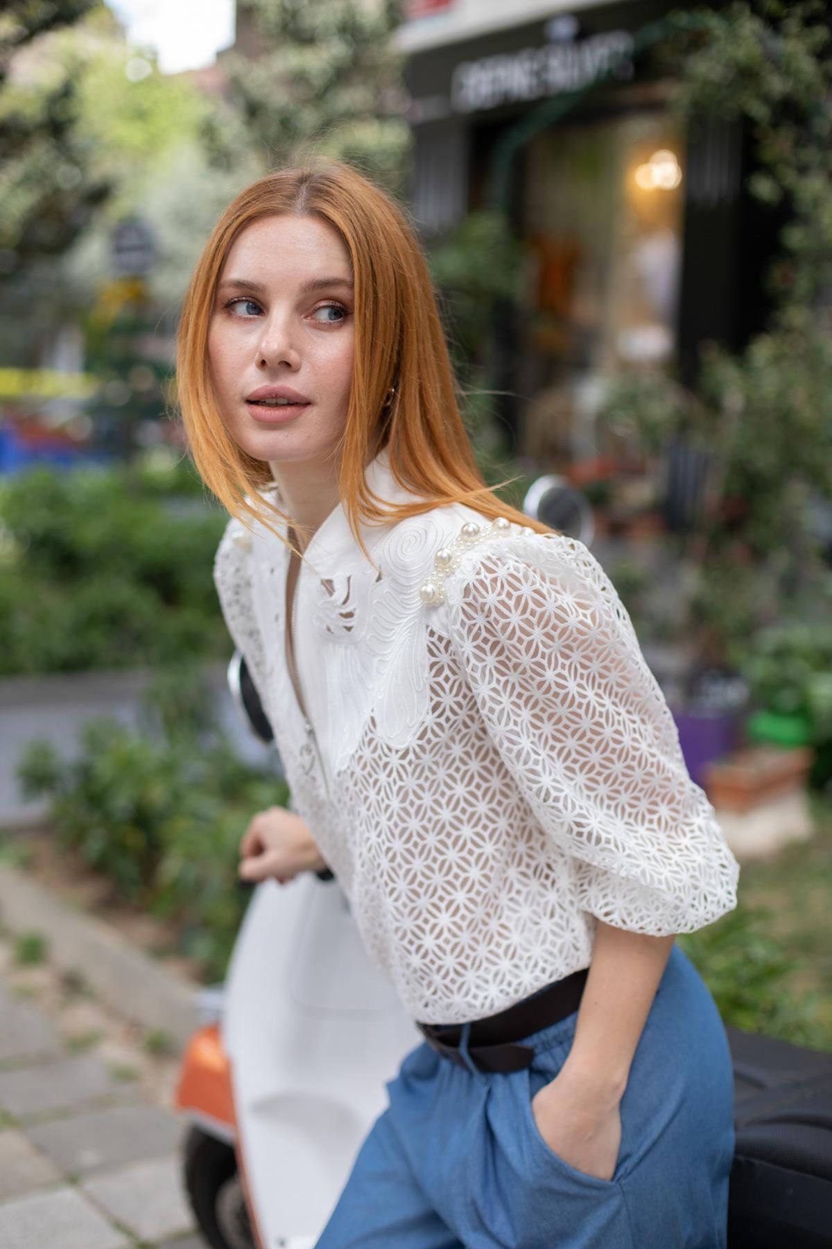 Yaka Detay Boncuk Baskılı Fisto Ceket