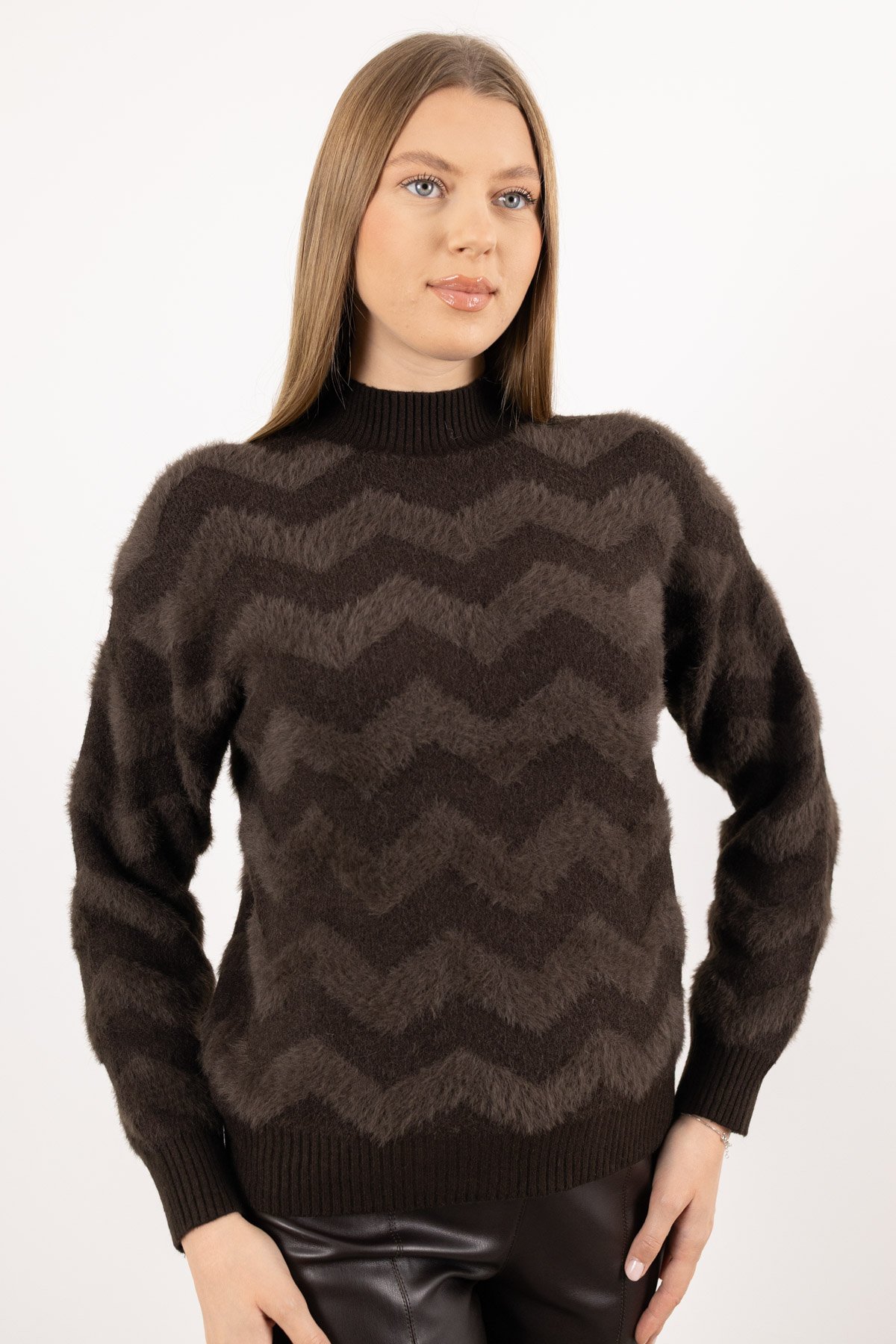 Zigzag Tüylü Kazak