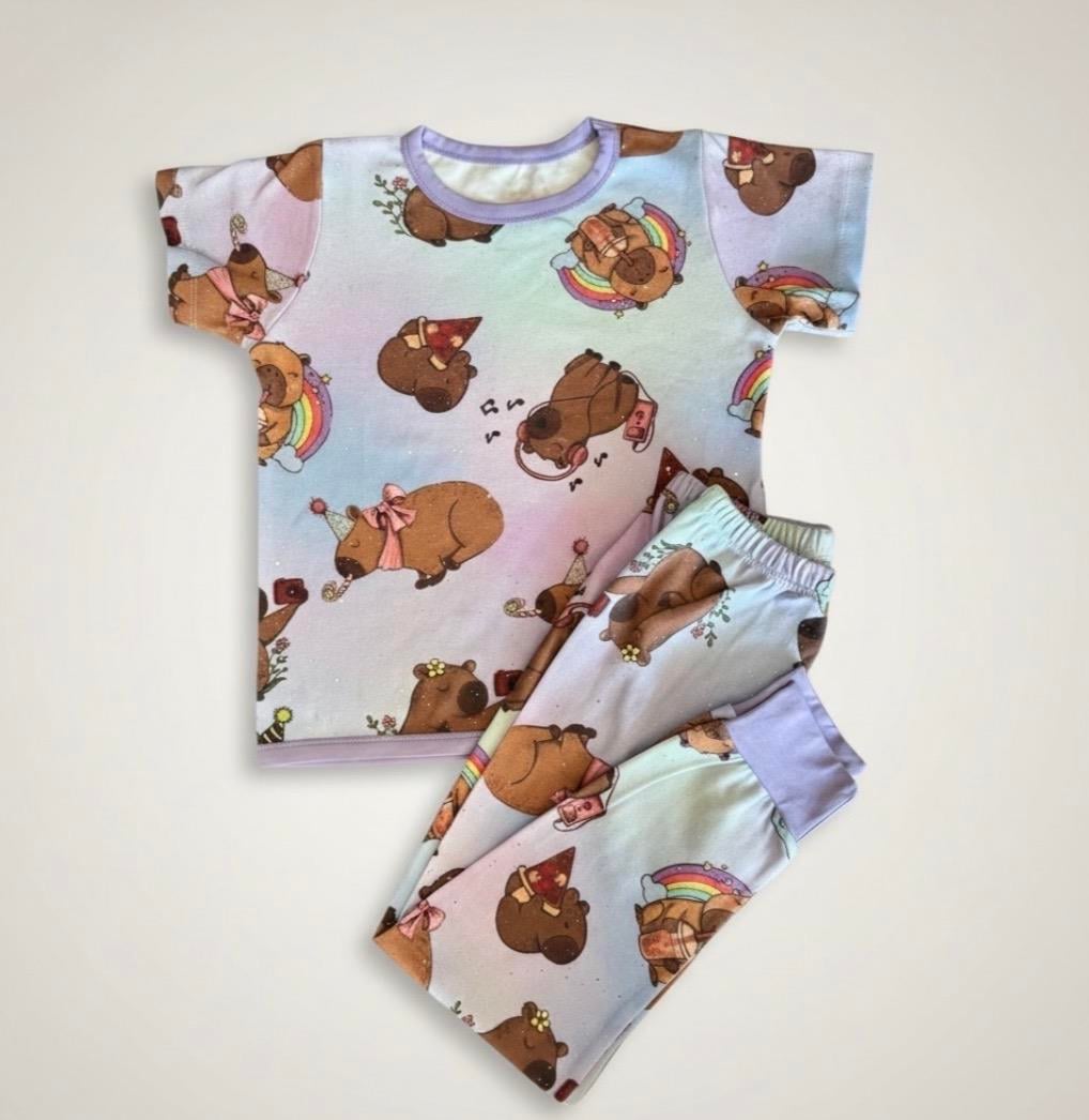 Capybara Pırıltılı Pijama
