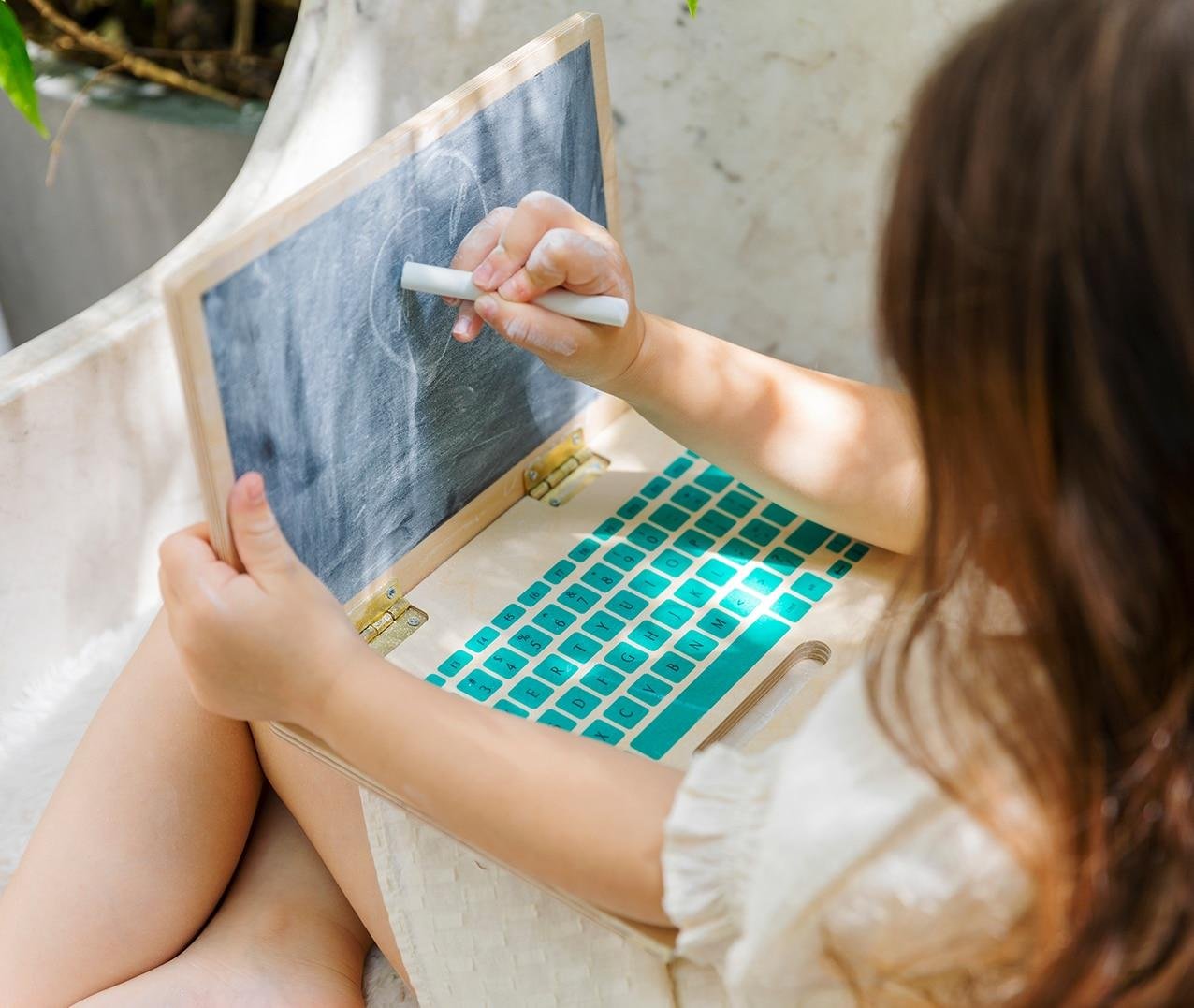 Ahşap Laptop + Kara Tahta ve Tebeşir