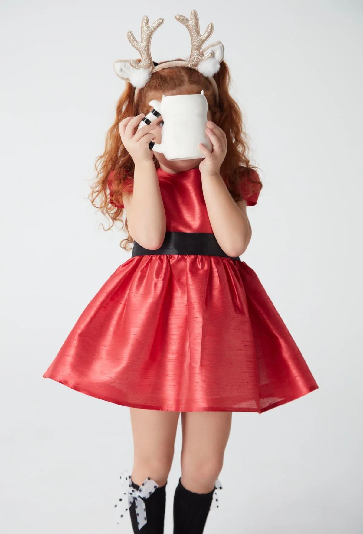 Scarlet Elegance