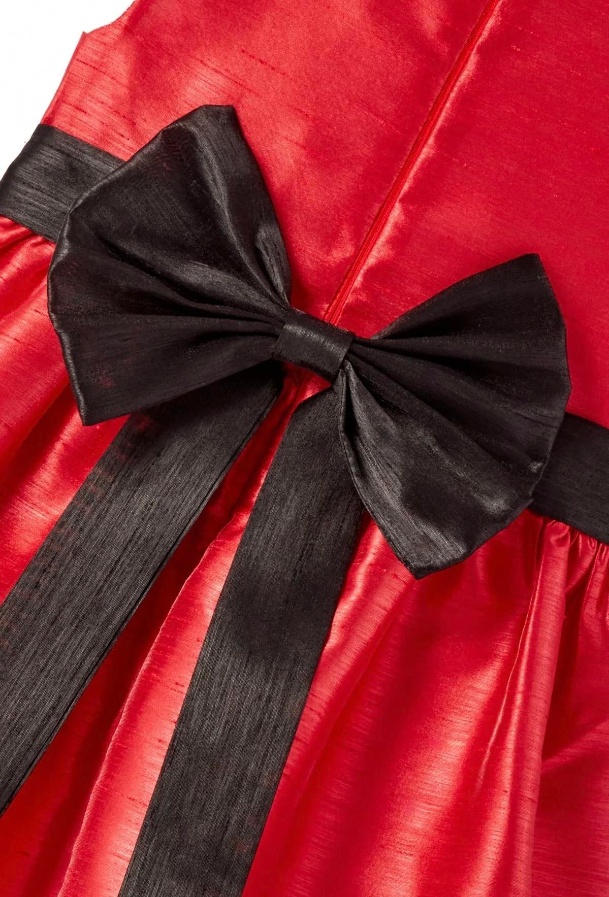Scarlet Elegance