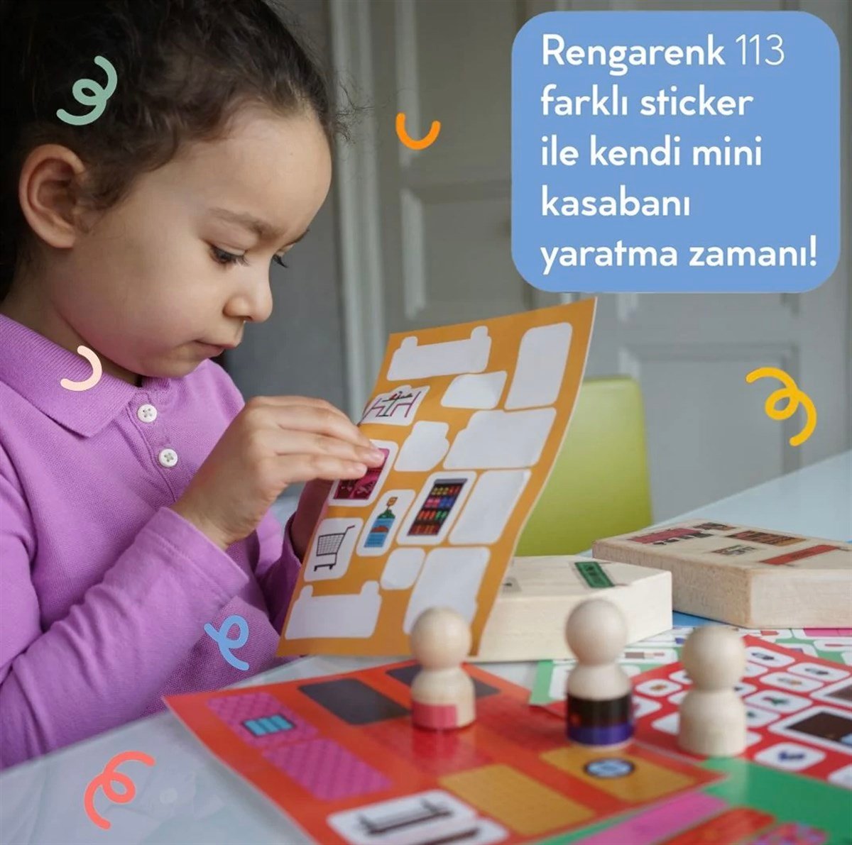 Decorate it yourself: Çıkartmalarla Kasabanı Yaratma Oyunu