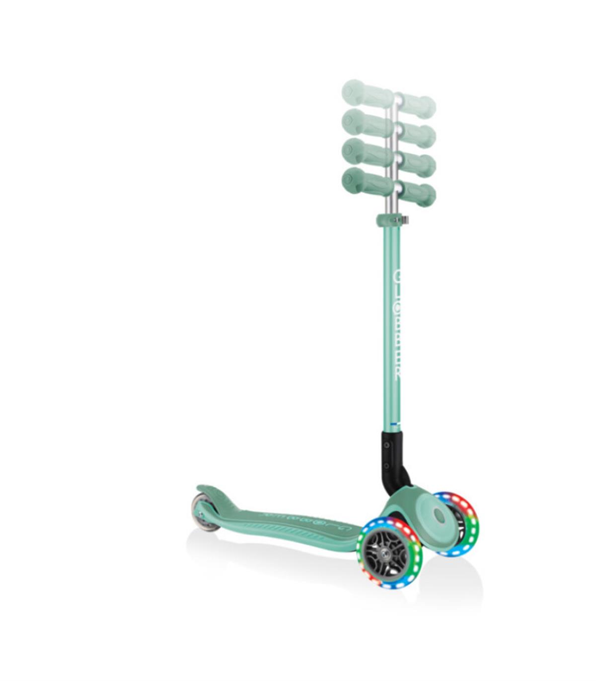 Globber Primo Plus Katlanabilir Işıklı Scooter - Mint Yeşili