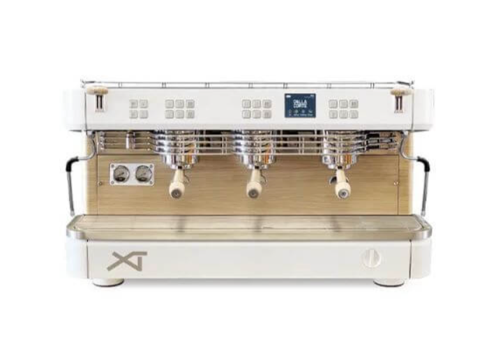 Dalla Corte Dalla Corte XT Classic Espresso Kahve Makinesi 3 Gruplu Beyaz-MeşeEspresso Kahve MakineleriDalla Corte XT Classic Espresso Kahve Makinesi 3 Gruplu Beyaz-Meşe