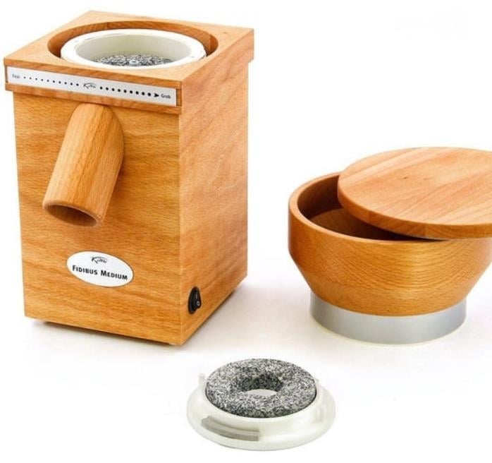 Komo Un Değirmeni Fidibus Medium 2004KomoKomo Un Değirmeni Fidibus Medium 2004HAMUR HAZIRLIK MAKİNELERİKomo Un Değirmeni Fidibus Medium 2004