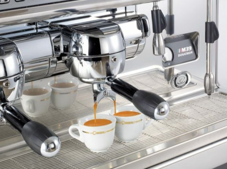 La Cimbali Dosatron Otomatik Kahve Makinesi 3 Gruplu M39 DSTR RE DT/3LA CİMBALİLa Cimbali Dosatron Otomatik Kahve Makinesi 3 Gruplu M39 DSTR RE DT/3Espresso Kahve MakineleriLa Cimbali Dosatron Otomatik Kahve Makinesi 3 Gruplu M39 DSTR RE DT/3