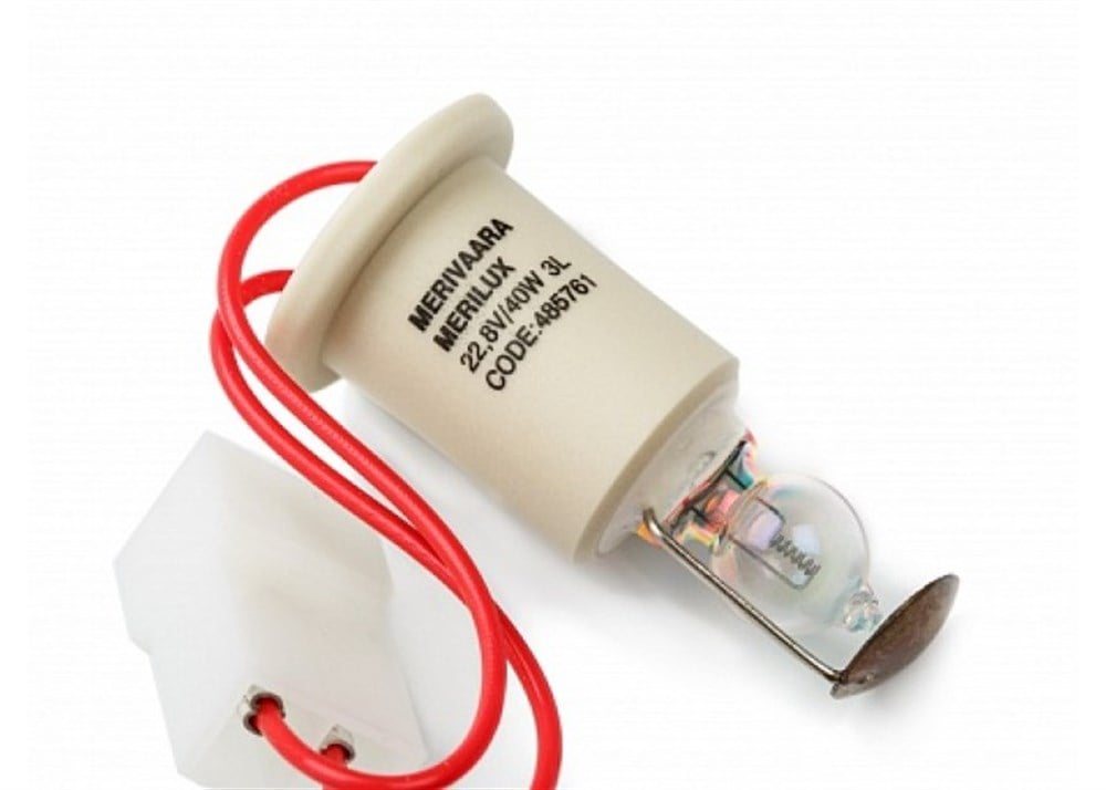 22,8V 40W E8 MERİVAARA MERİLUX AMPULAmeliyathane Ampullerimyd73422,8V 40W E8 MERİVAARA MERİLUX AMPUL