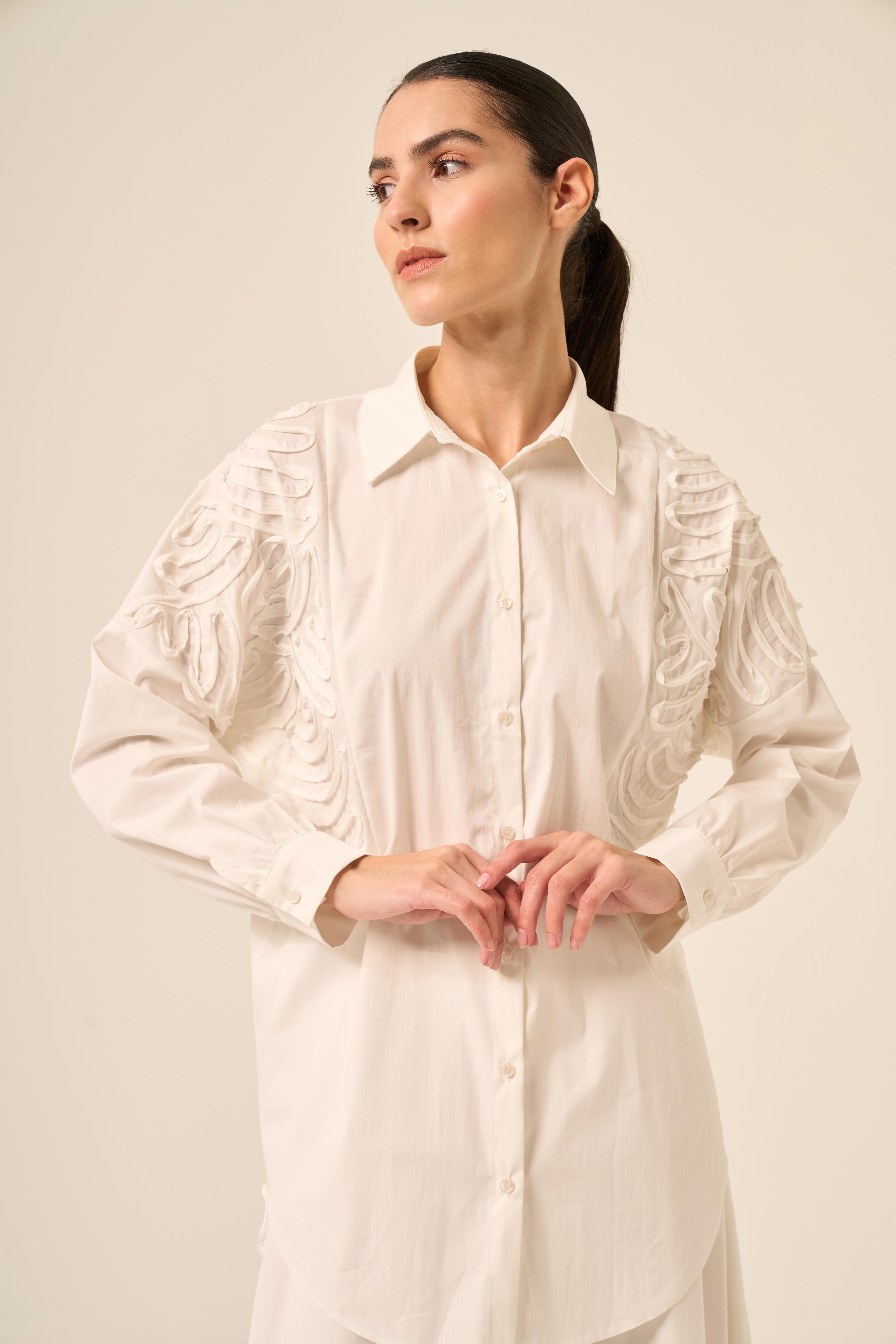 APLİKE DETAYLI PAPER TOUCH GÖMLEK