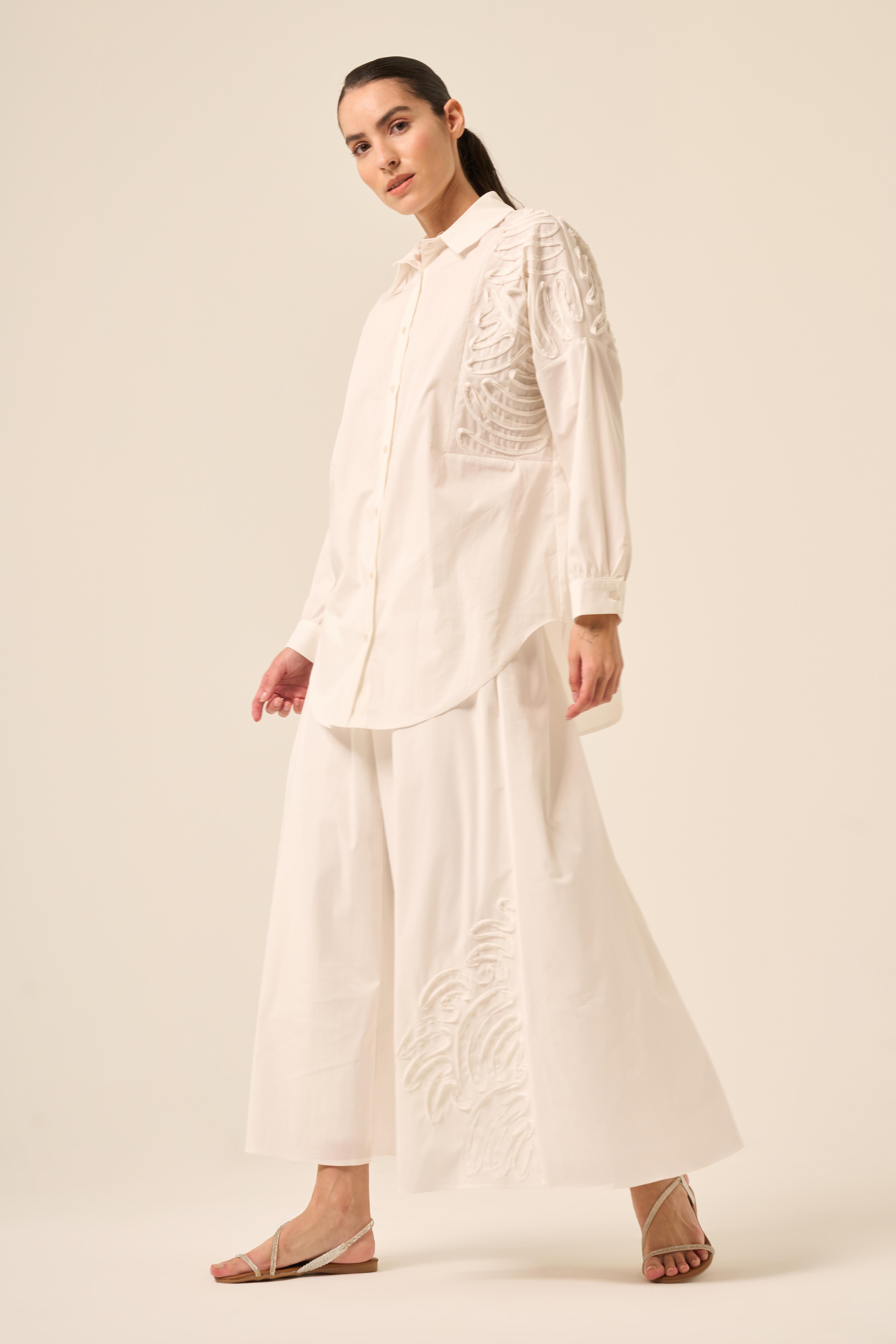 APLİKE DETAYLI PAPER TOUCH GÖMLEK