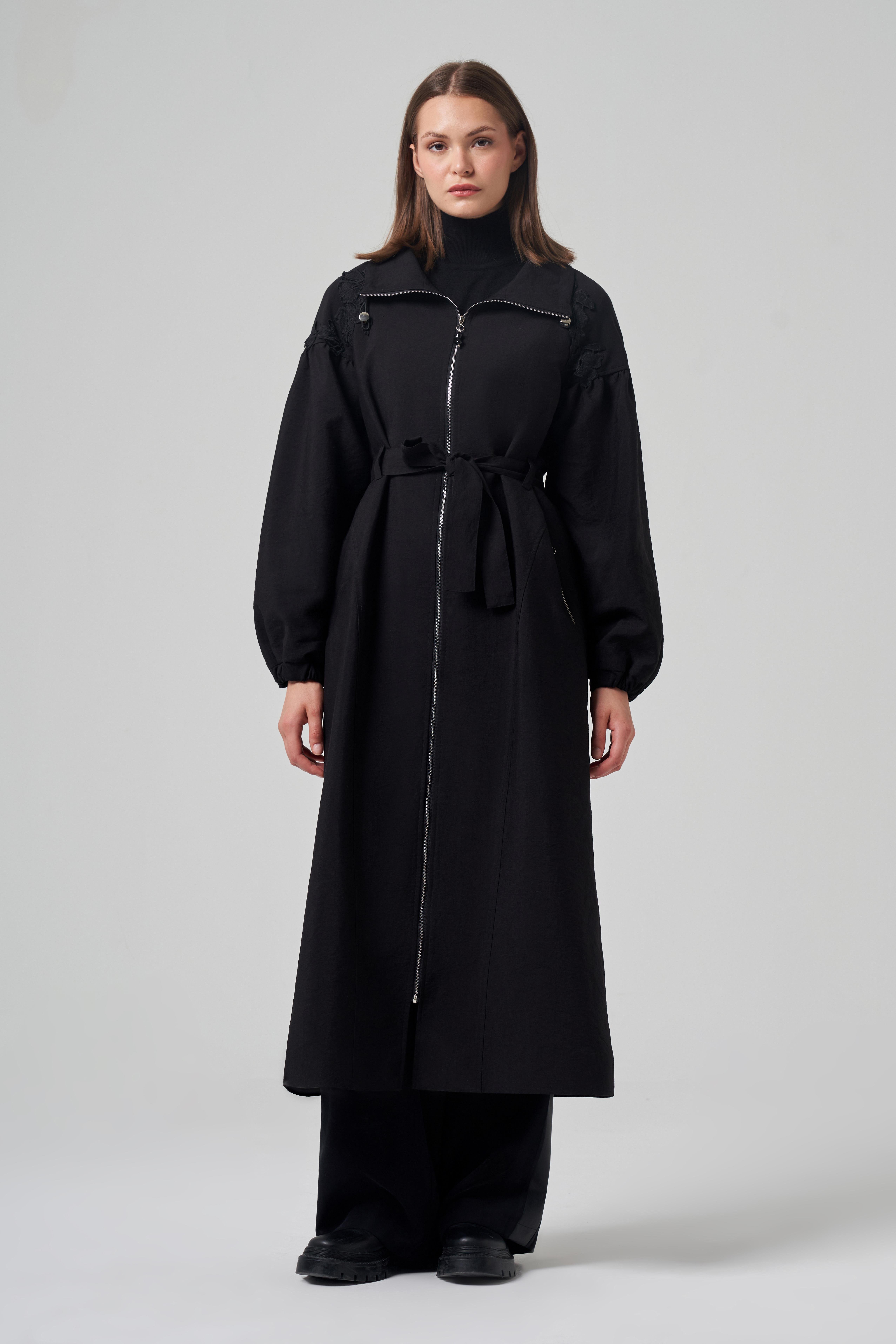 DANTEL DETAYLI TRENÇKOT