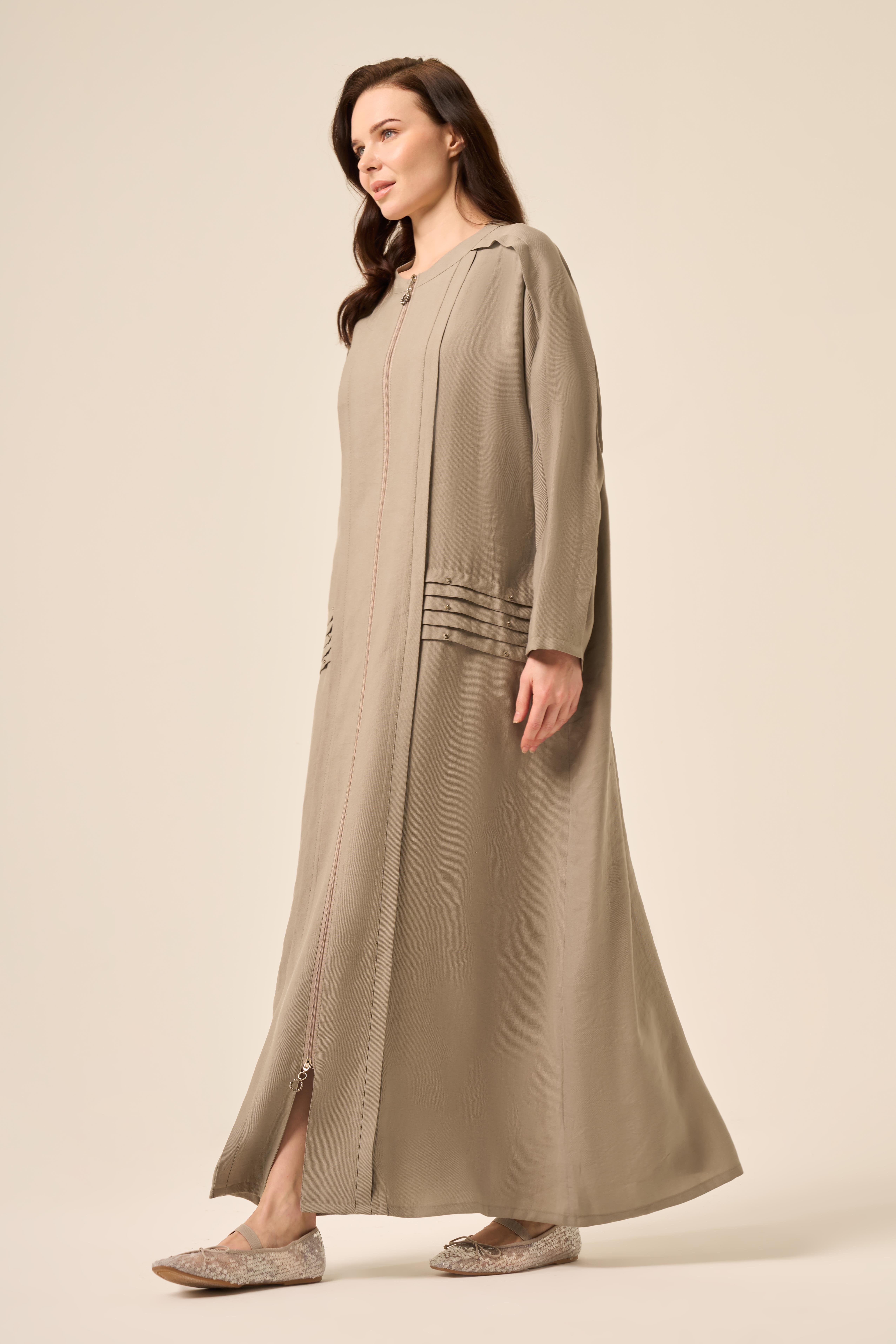 OMUZLARI ALLER DETAYLI CEP KENARI PİLELİ FERMUARLI PASION FERACE