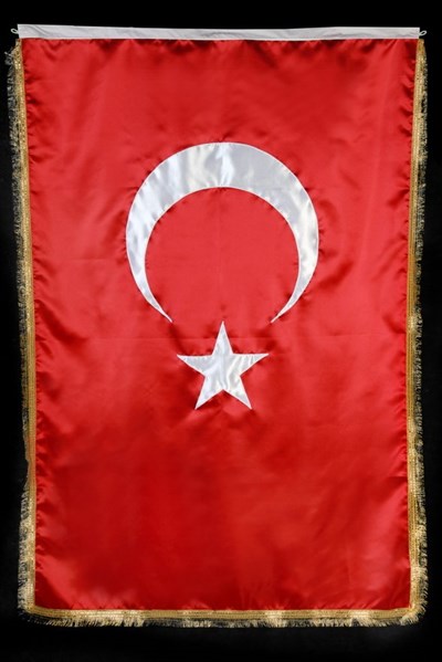 Saten Simli Makam Türk Bayrağı