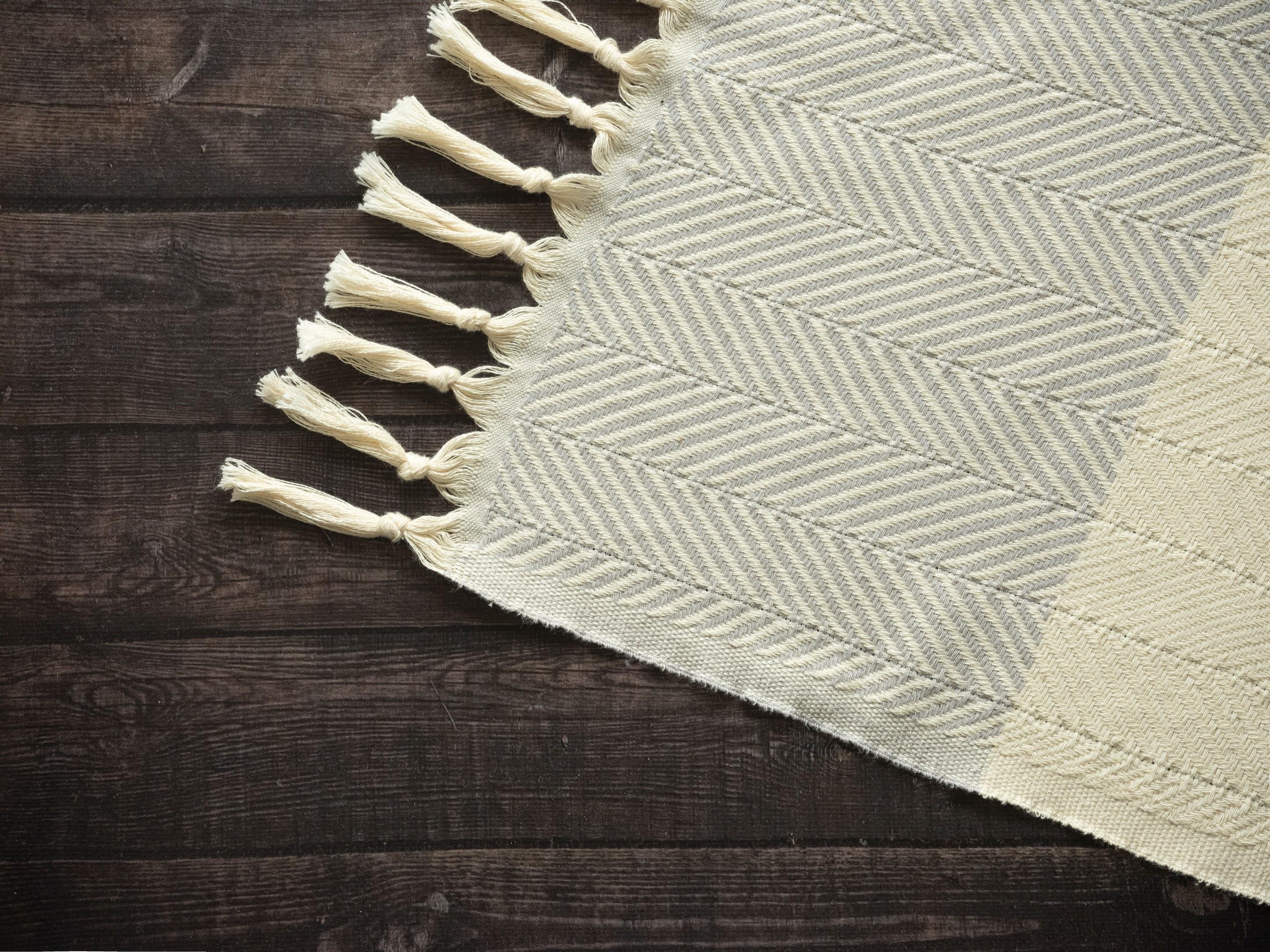 Çift Kişilik 200x250 Balık Sırtı Desen, Gri Renk, Pamuklu, Saçaklı, Yatak ÖrtüsüYATAK ÖRTÜSÜCasamollis