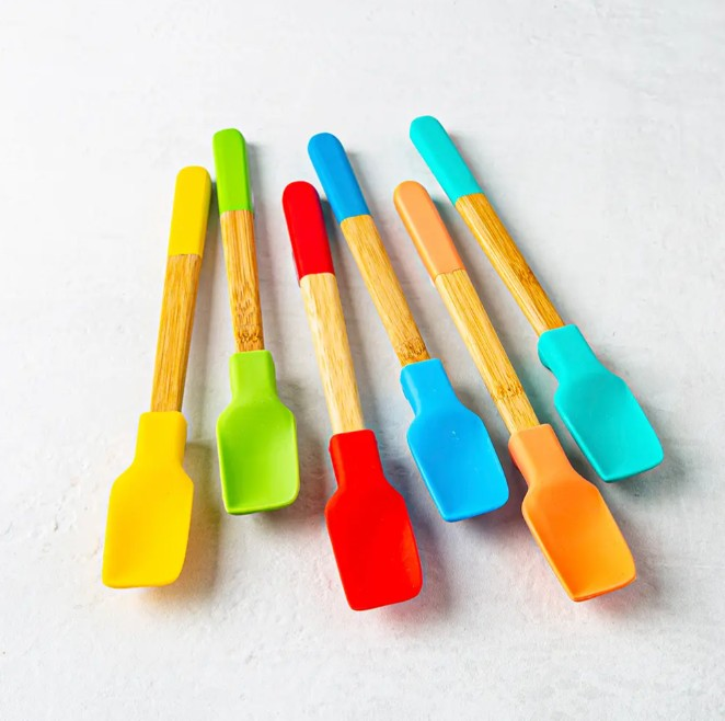 036-01-canlı renkli silikon mini spatula 21cm (36lı dısplay)