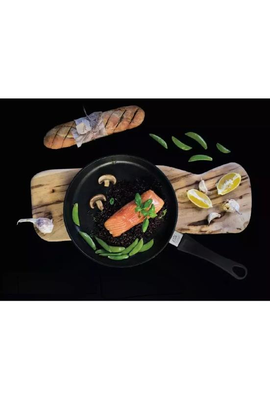 AMT 5L24EZ2 Light Döküm Tava 24 cm