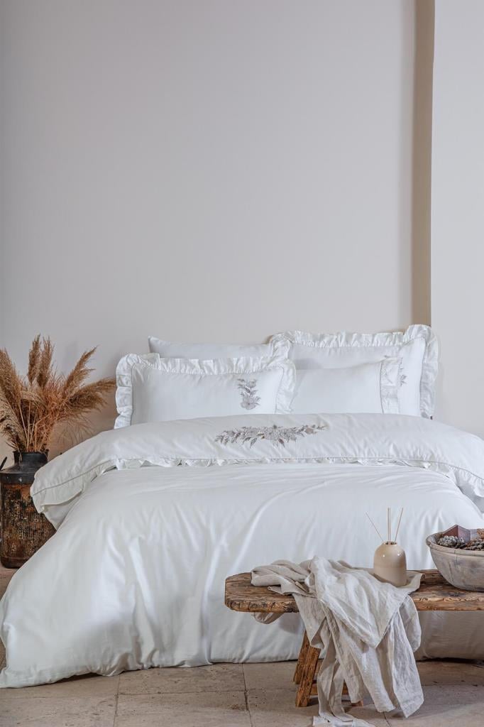 Ecocotton Vanya Çift Kişilik Nevresim Takımı %100 Organik Pamuk Saten Aplika Nakışlı - Krem 200x220 Cm