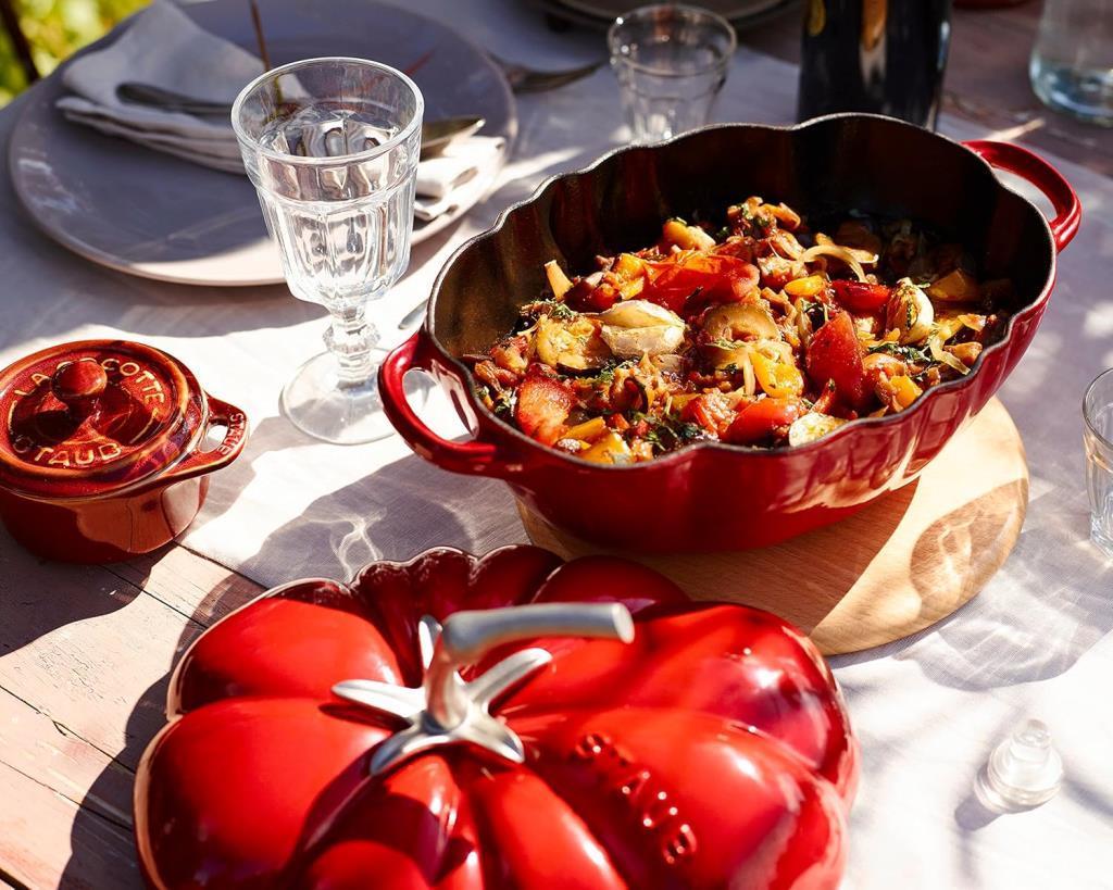 Staub La Cocotte Domates Döküm Tencere 25 cm / 3 Lt. (Kiraz)