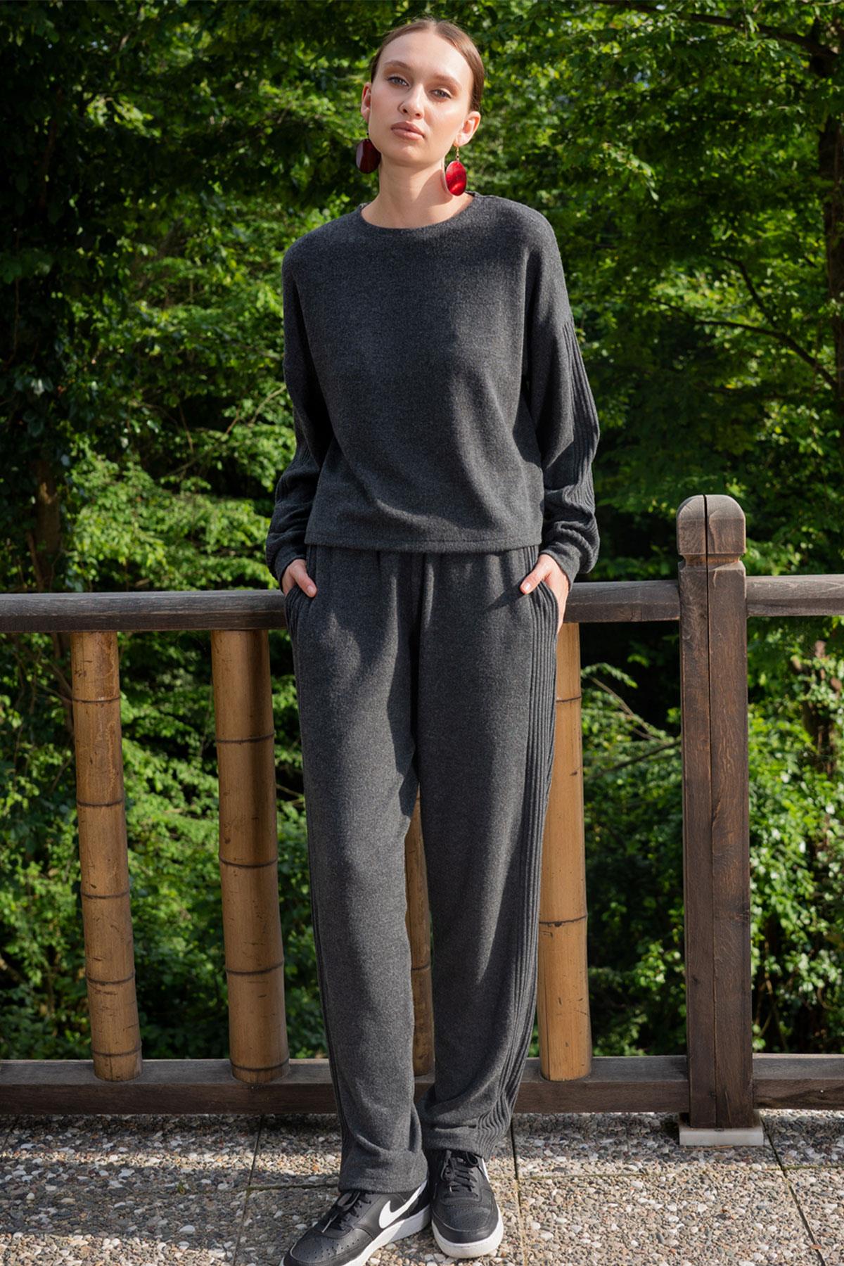 Vienetta 4050500000 Kadın Uzun Kol Büyük Beden Lycralı Suprem Pantolon Takım