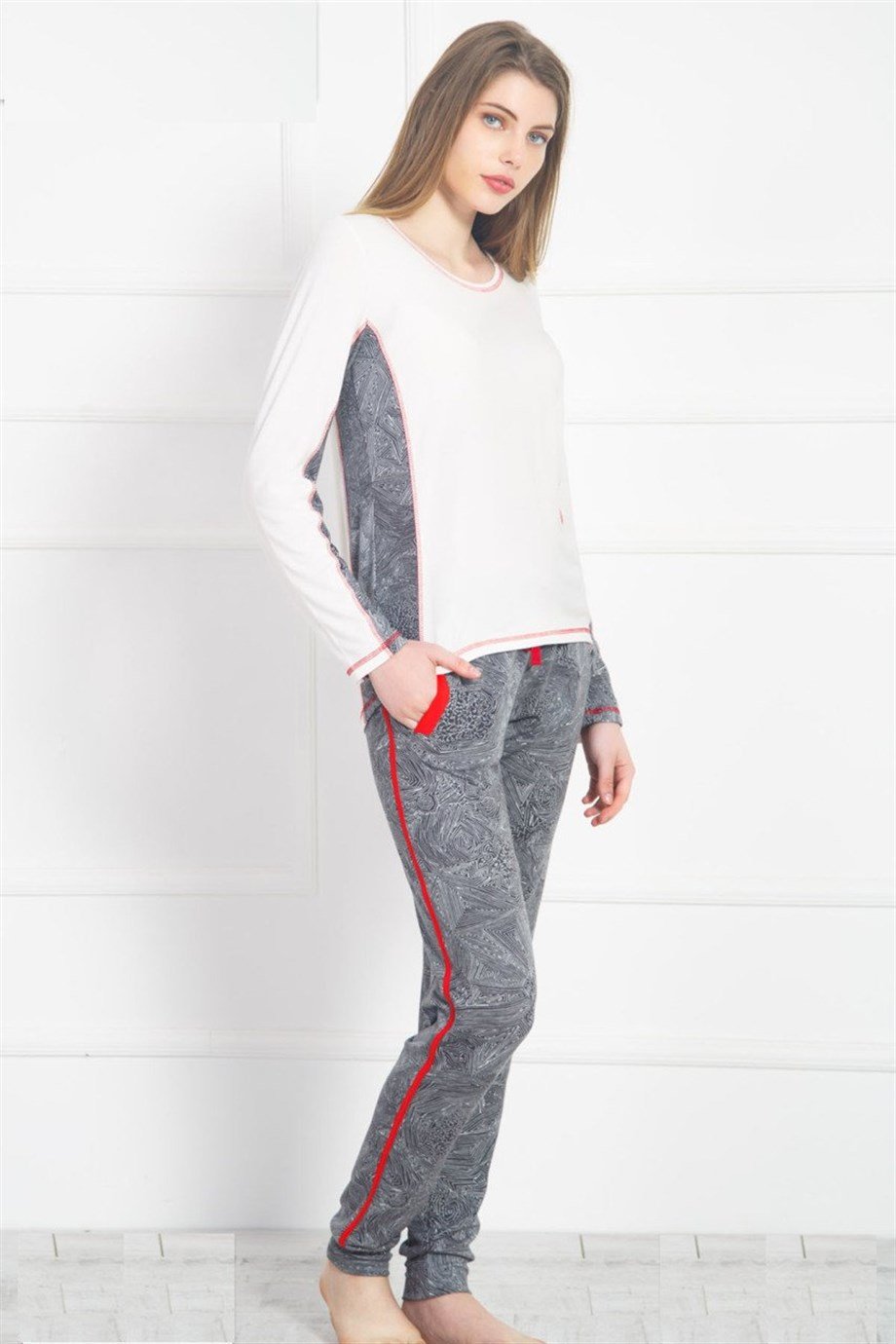 Vienetta Kadın Beyaz Uzun Kol Dar Paça Pijama Takımı 8041102592