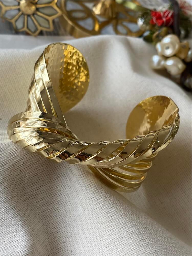 14K Burma Model Geniş Kelepçe