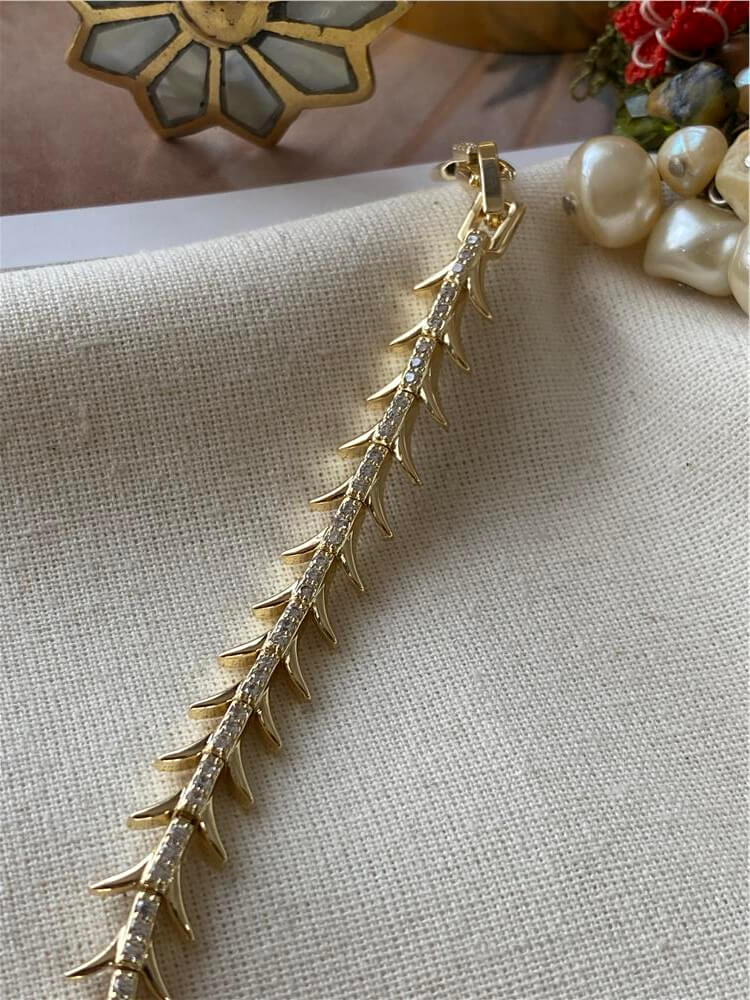 14K Helen Bileklik