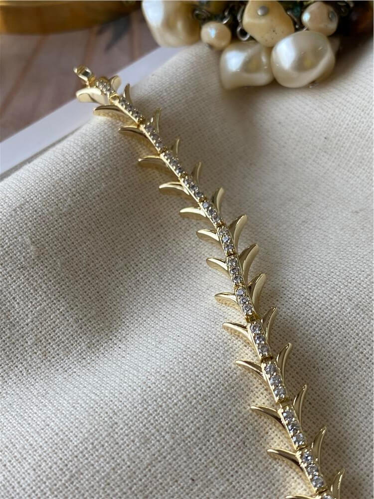 14K Helen Bileklik