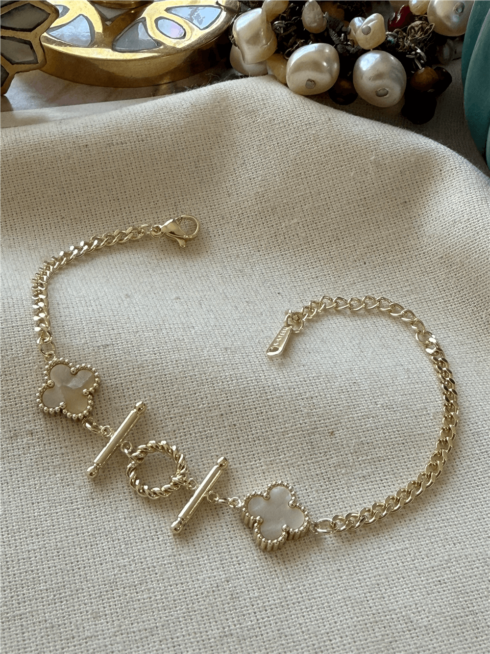 14K Sedefli Cleef Model Bileklik