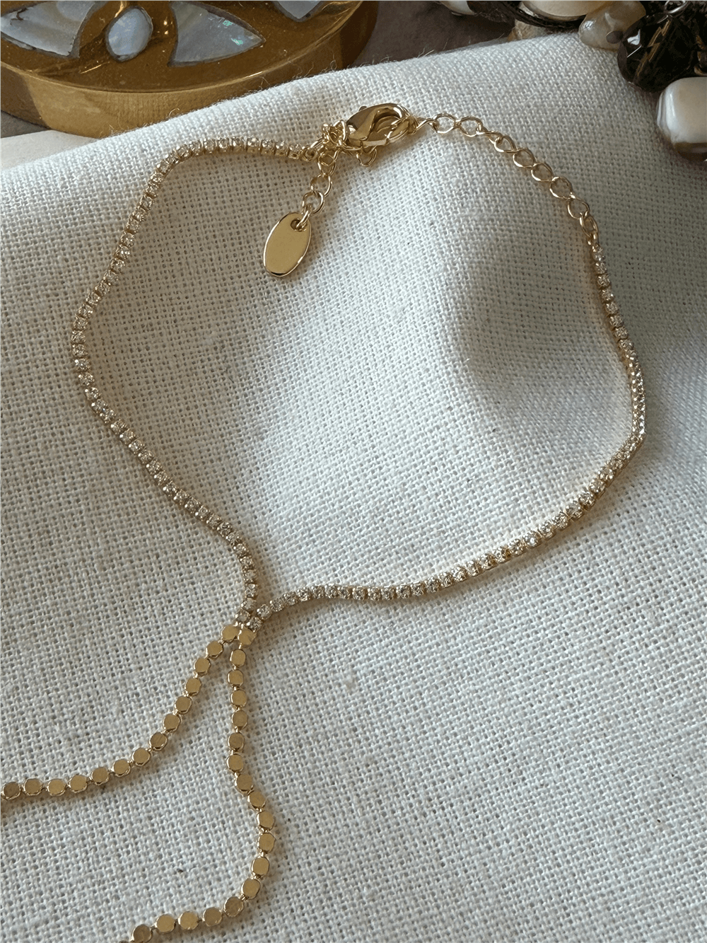 14K Suyolu Detaylı Mini Pul Şahmeran