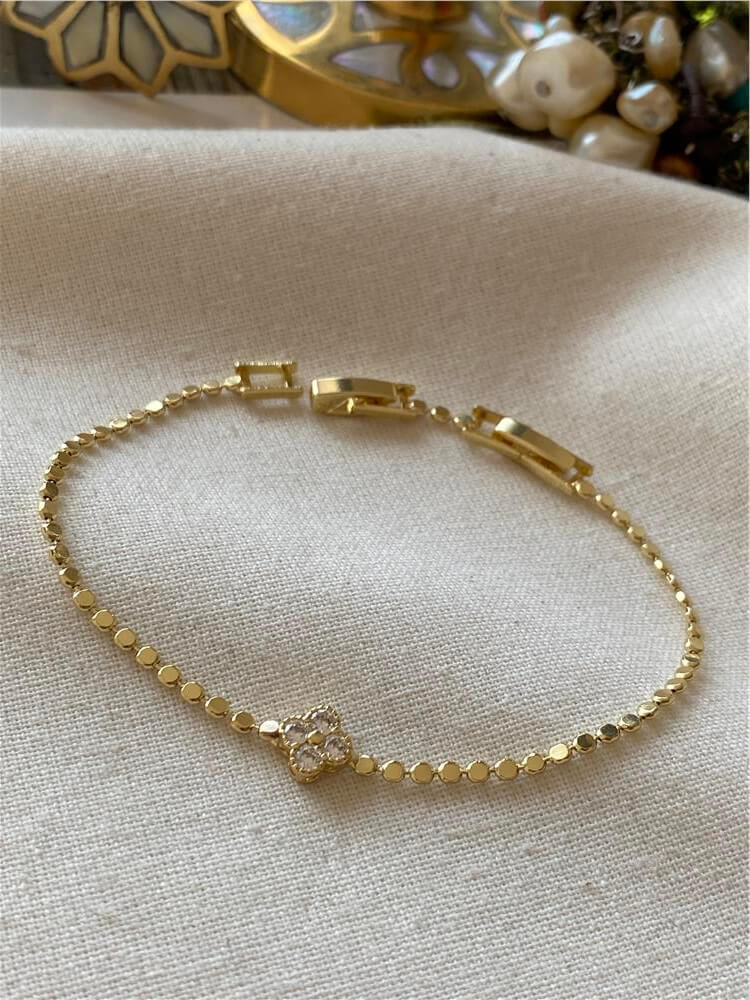 14K Taşlı Cleef Detaylı Ezme Bileklik