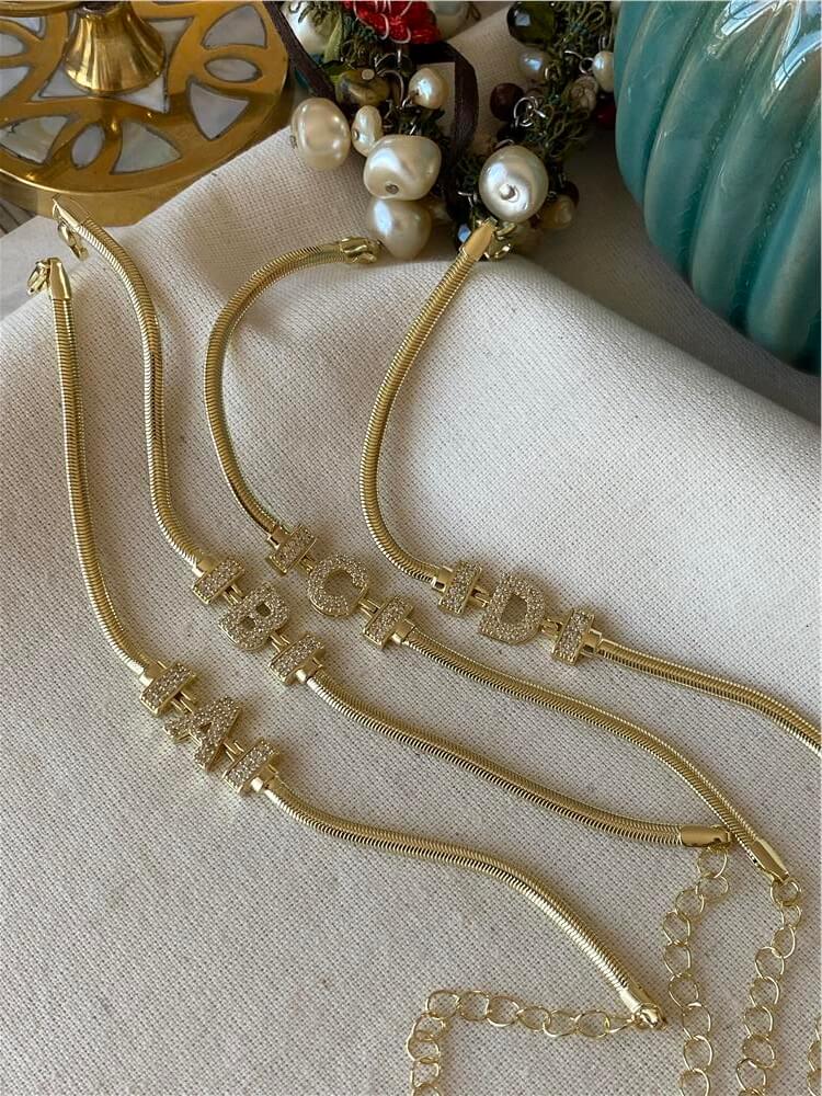 14K Taşlı Harf Bileklik