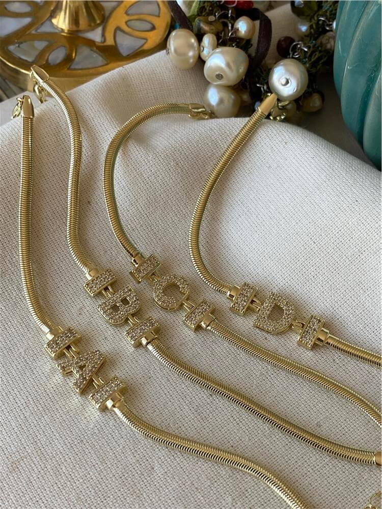 14K Taşlı Harf Bileklik