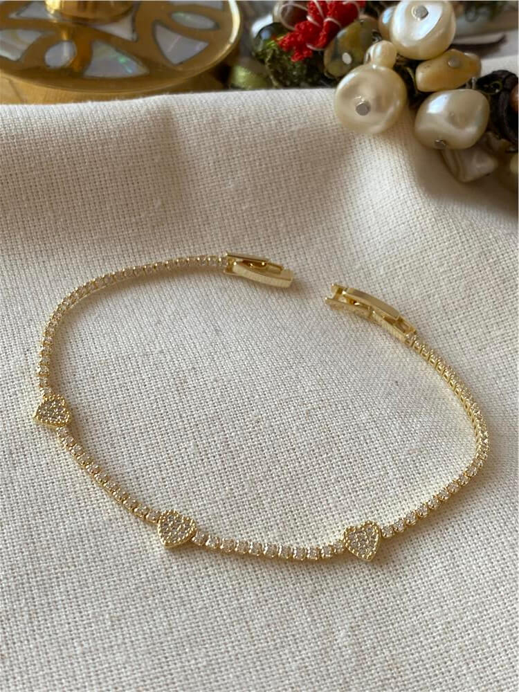 14K Taşlı Kalp Detaylı İnce Suyolu Bileklik